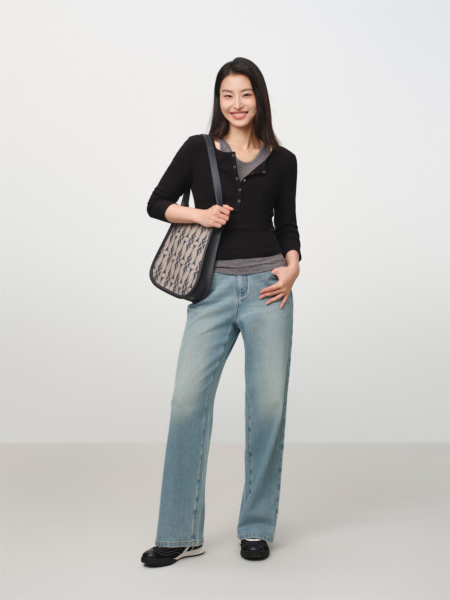 EP YAYING Slim-Fit Knit Base Layer Top EGKAS5507AH