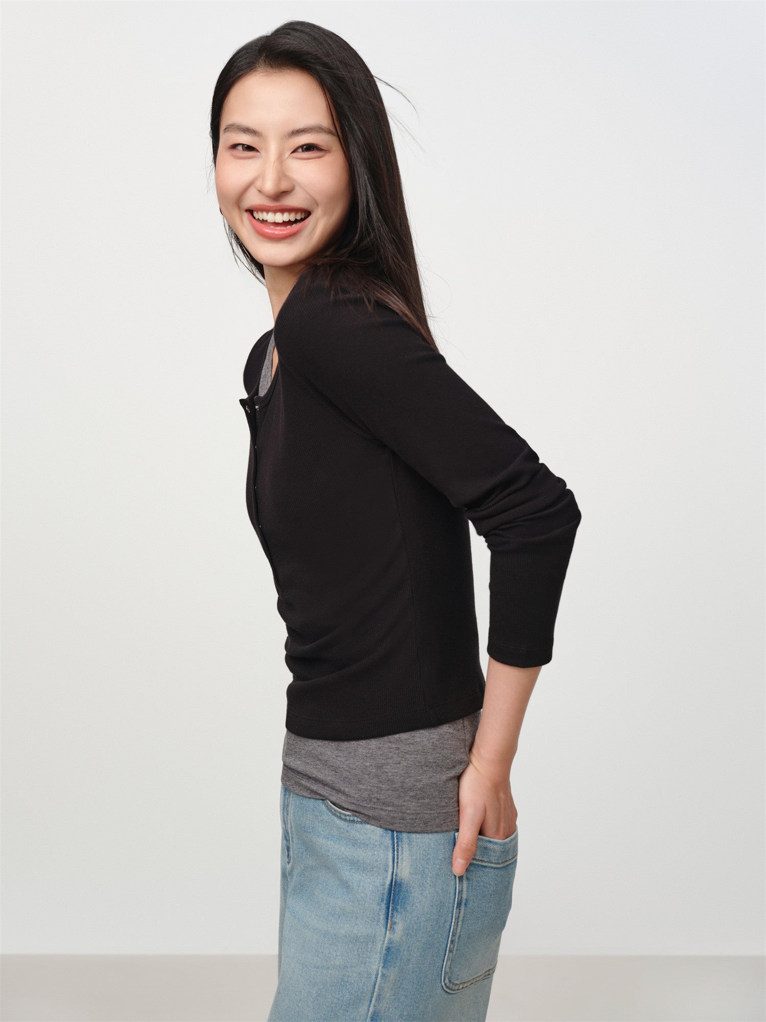 EP YAYING Slim-Fit Knit Base Layer Top EGKAS5507AH