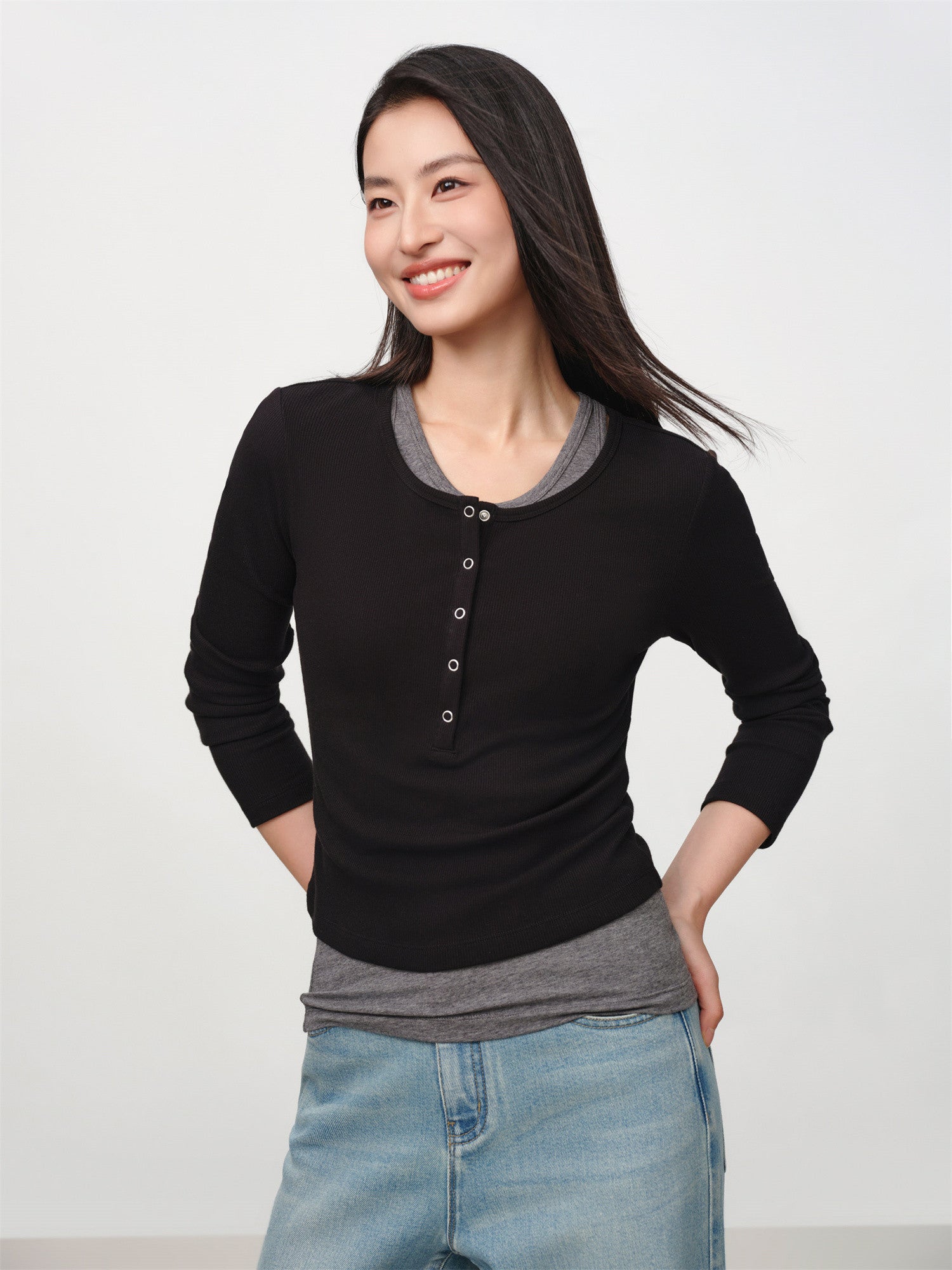 EP YAYING Slim-Fit Knit Base Layer Top EGKAS5507AH