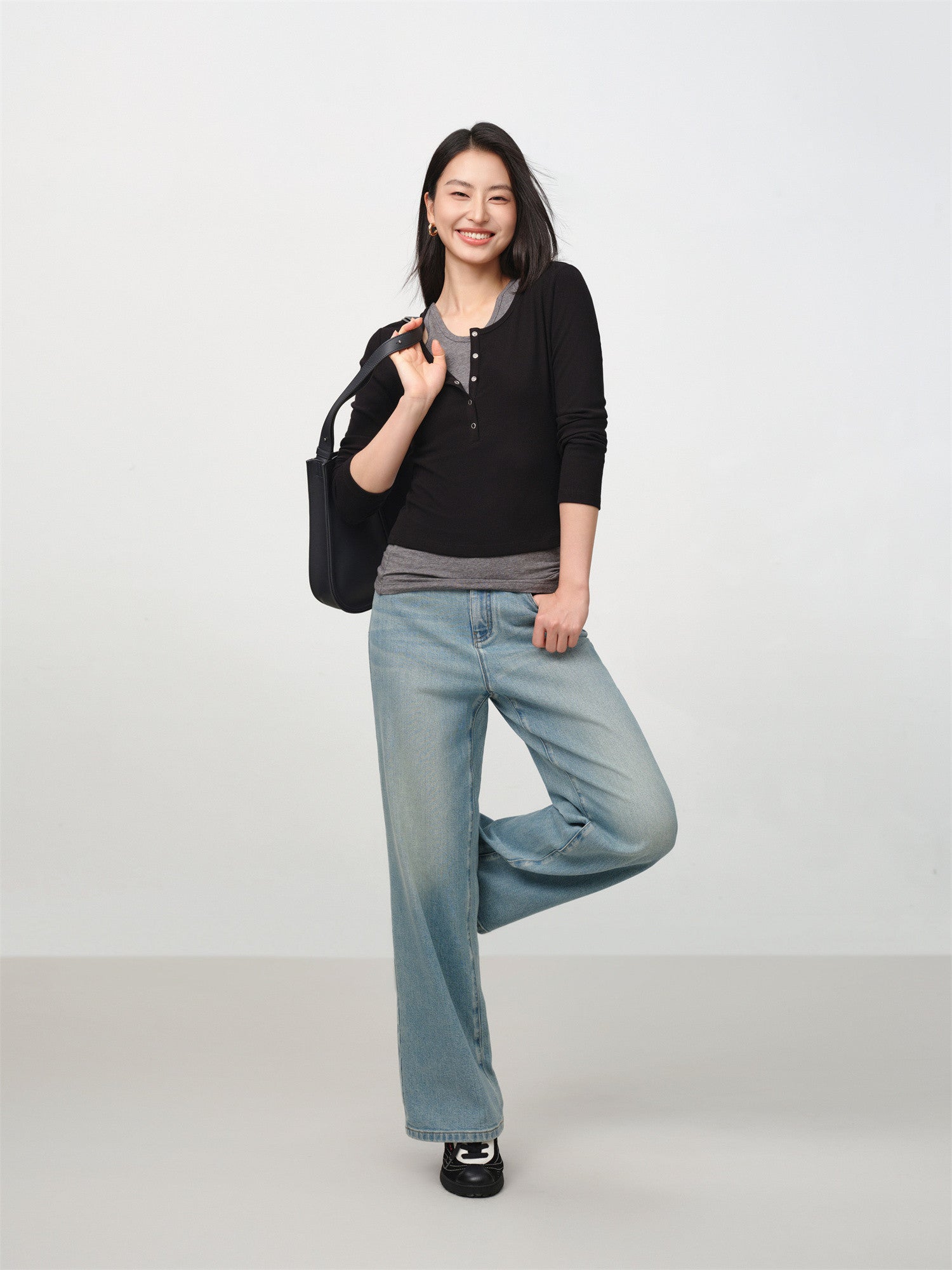 EP YAYING Slim-Fit Knit Base Layer Top EGKAS5507AH