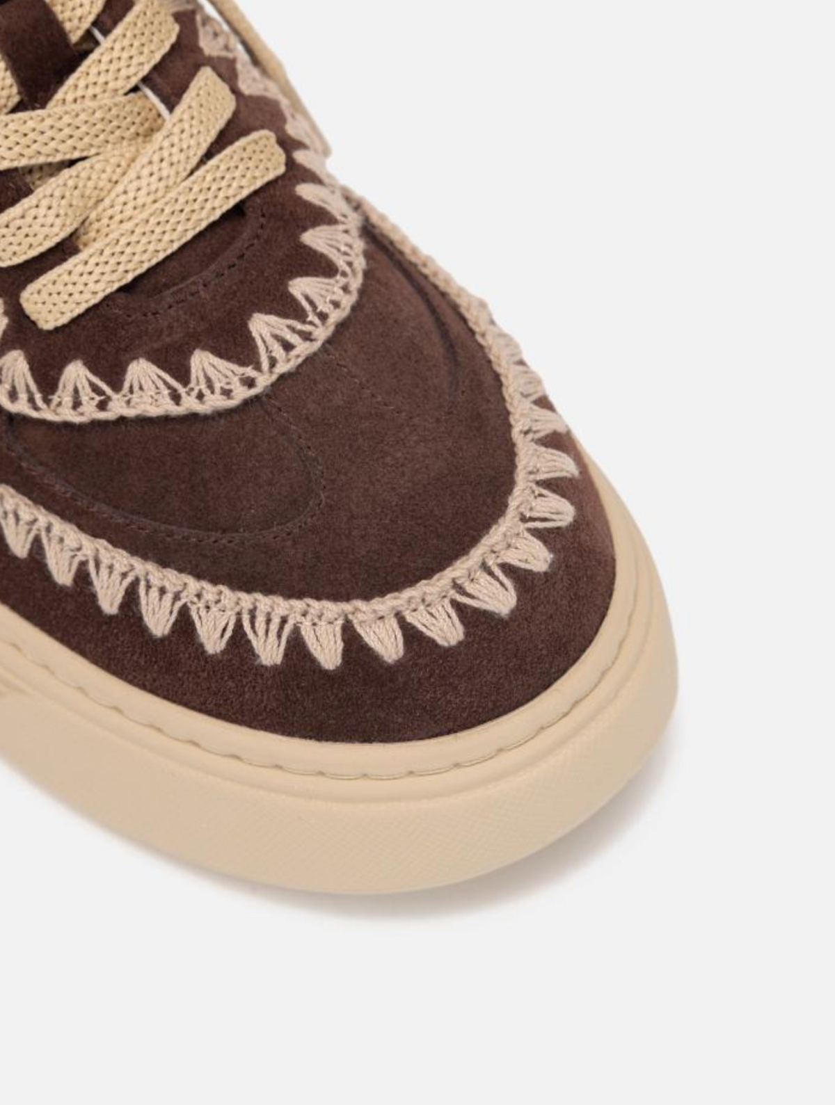 EP YAYING Shell-Embroidered Leather Slip-On Sneakers