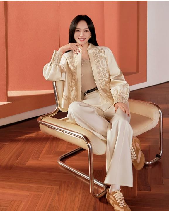 EP YAYING Chinese Embroidery Coat EGLPS1217AM