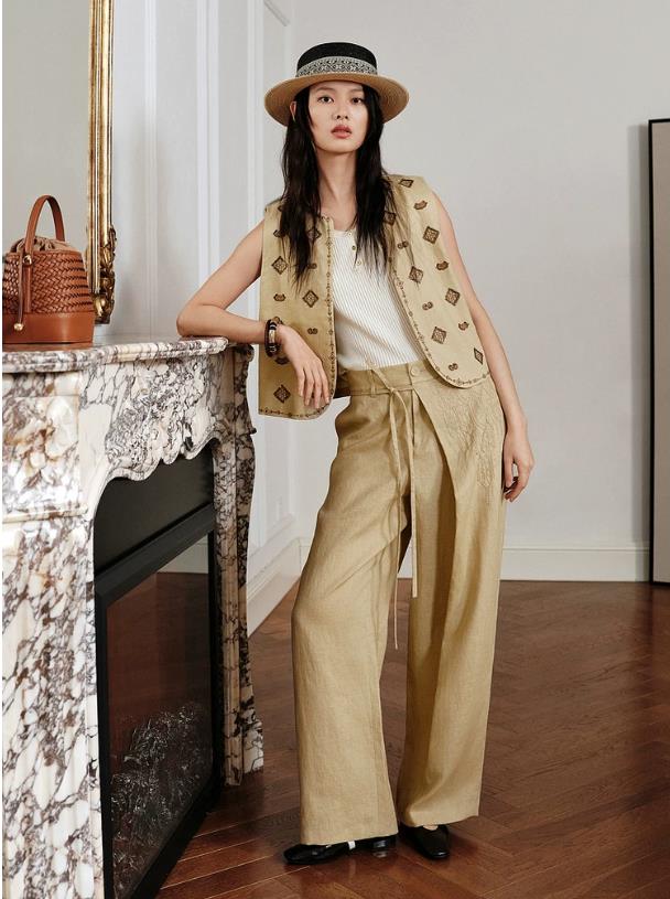 EP YAYING National Embroidery Vest EGLEH1012AE