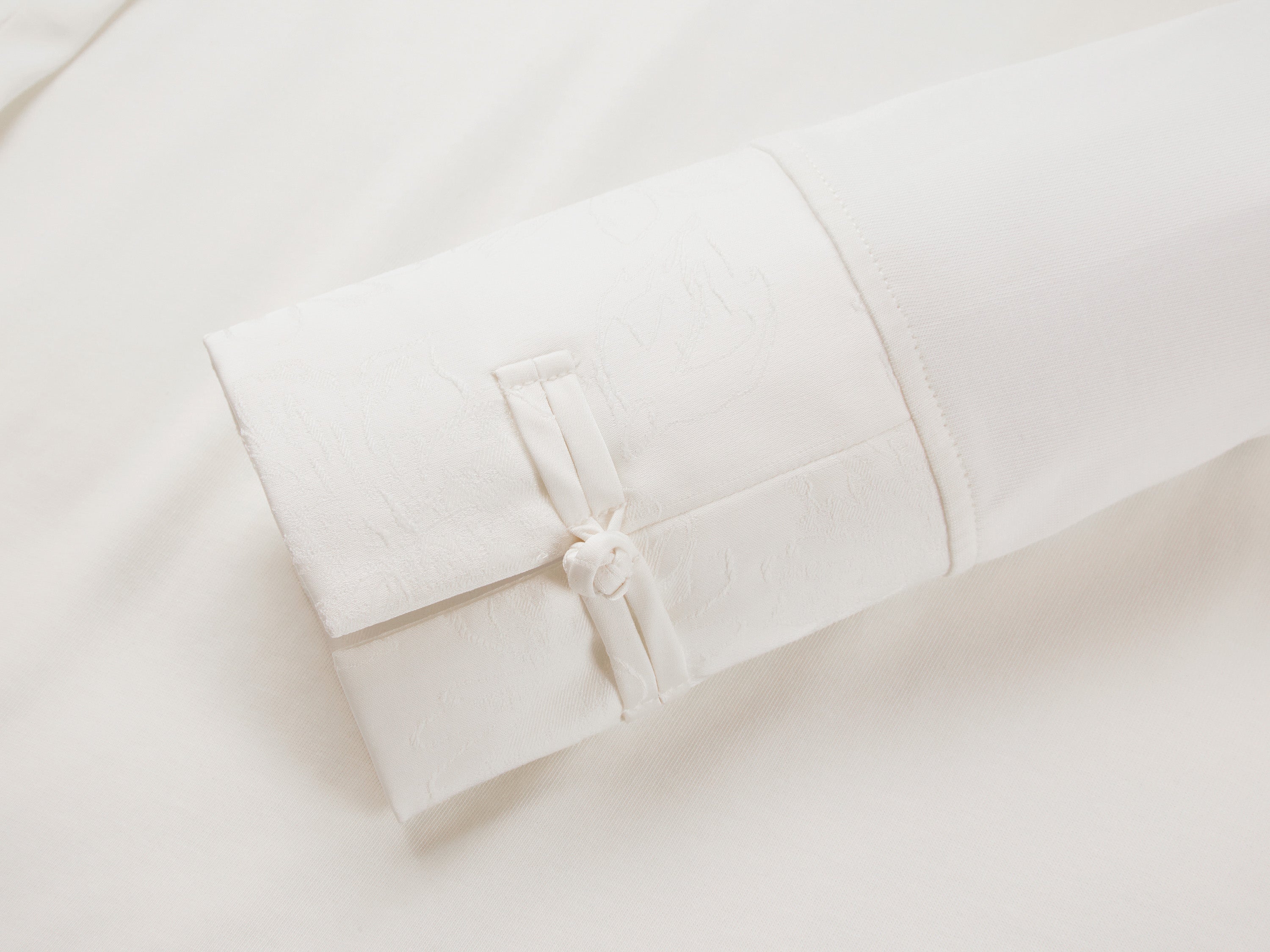 EP YAYING White Classic Shirt