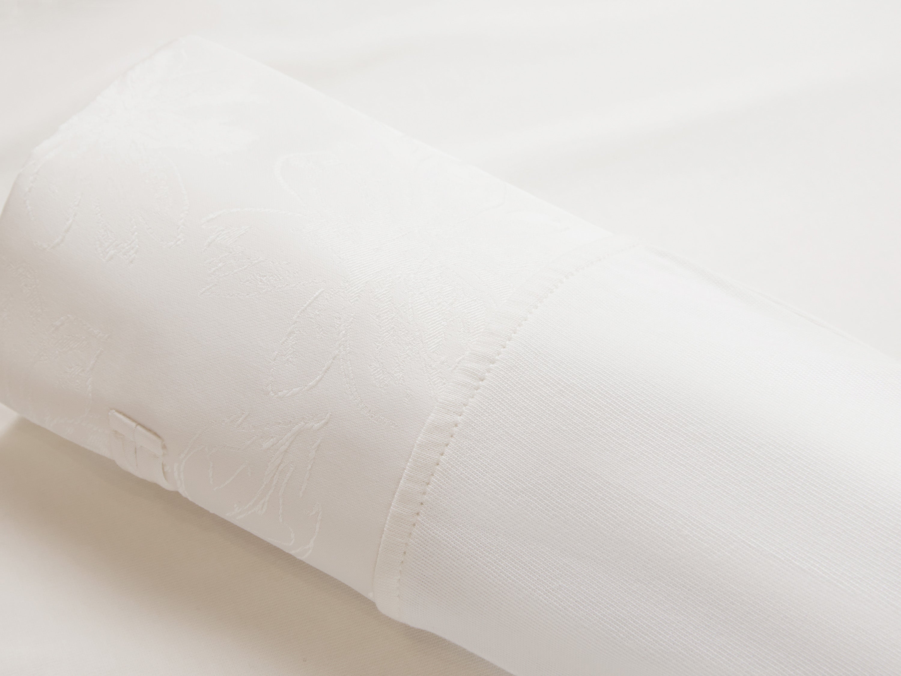 EP YAYING White Classic Shirt
