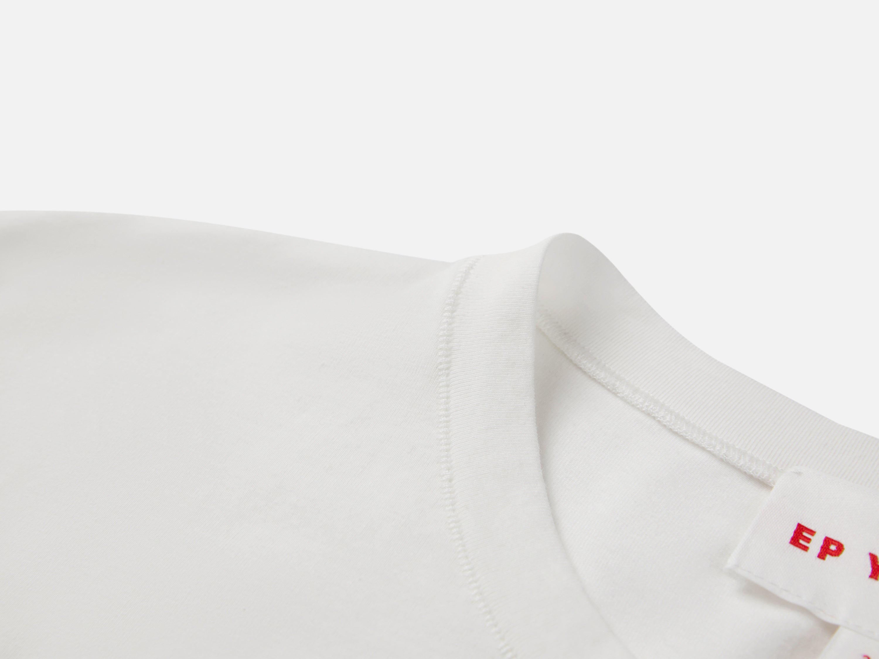 EP YAYING White Tee