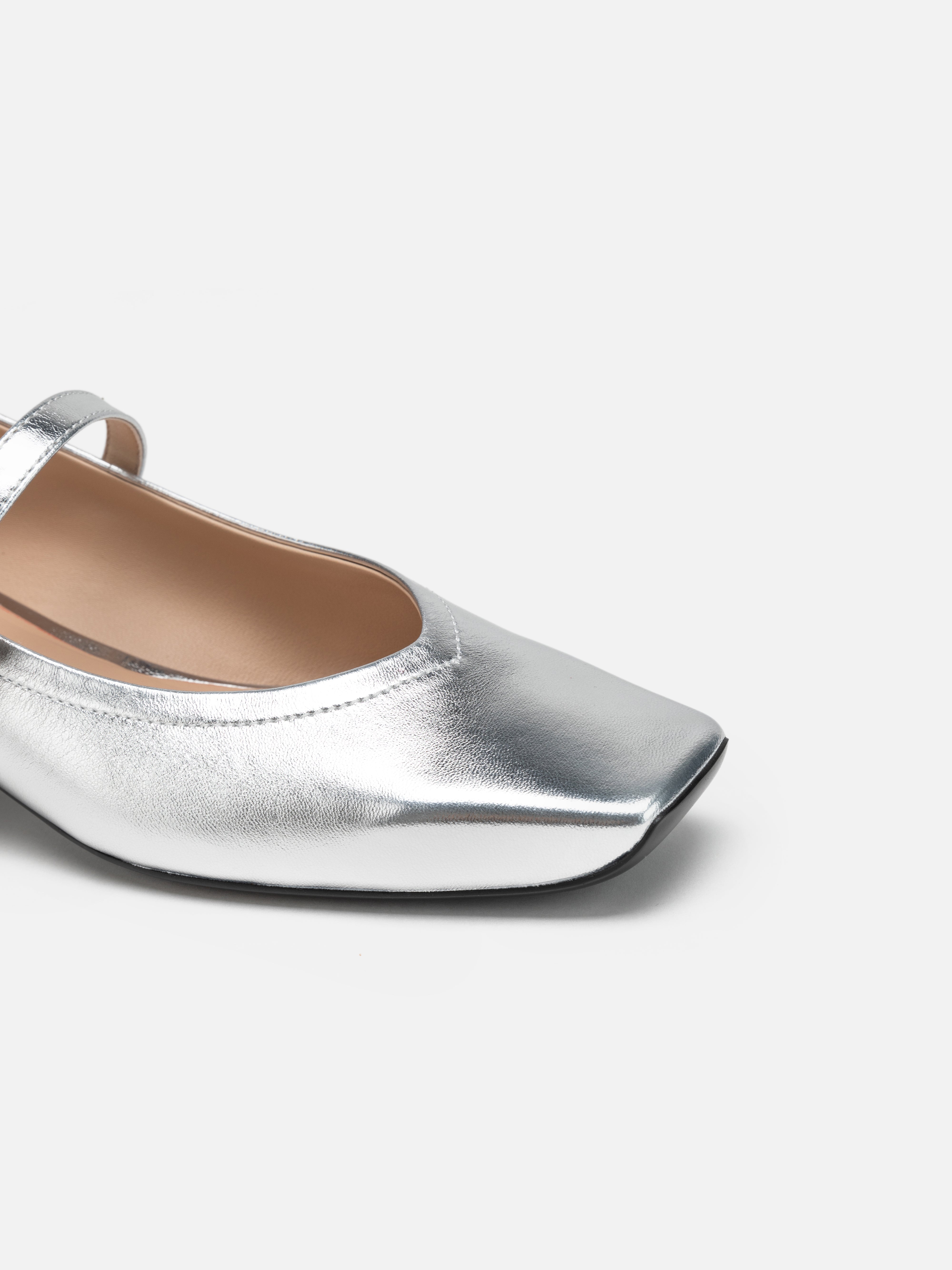 EP YAYING Silver Vintage Ruyi Cloud Heels