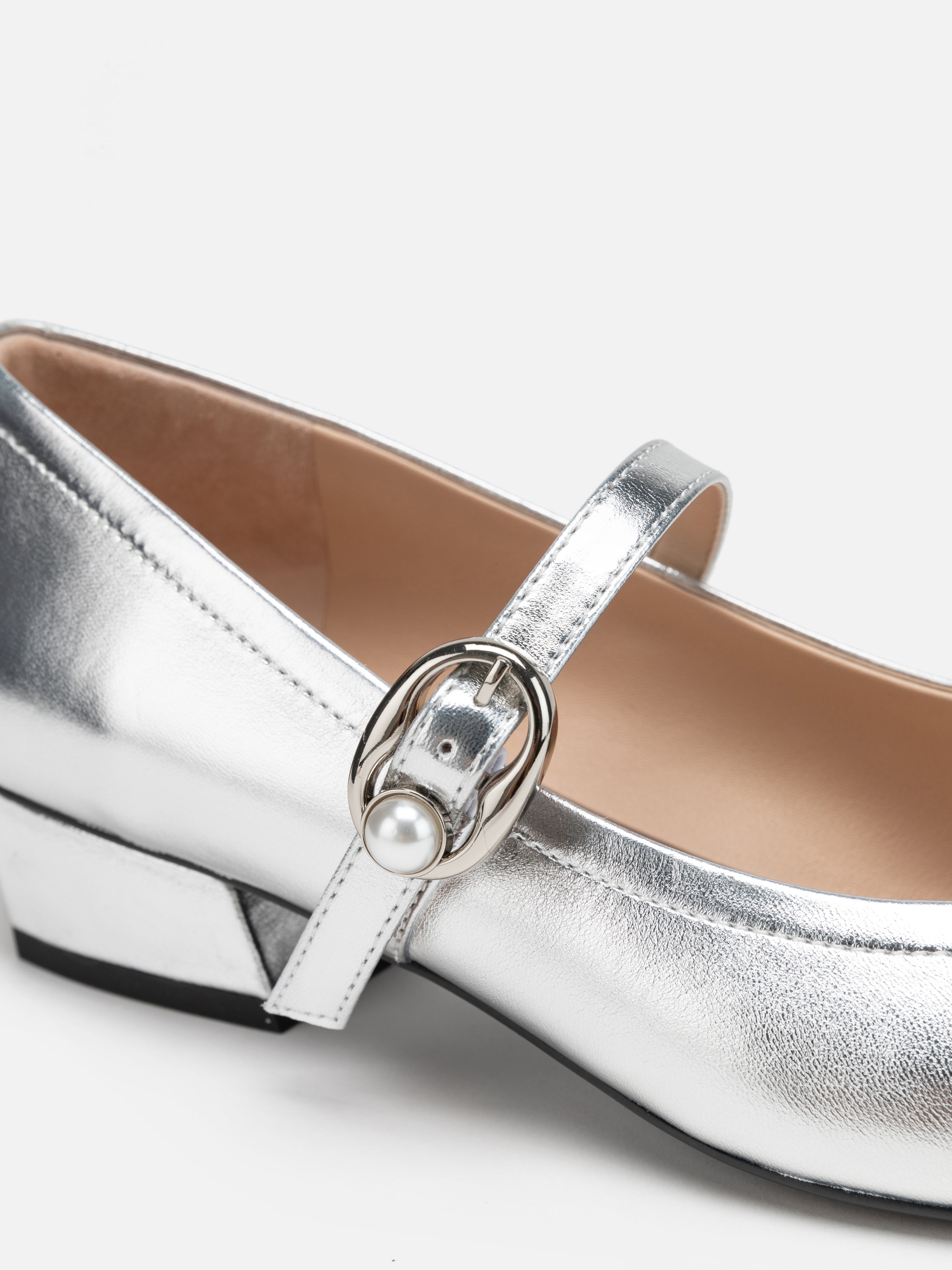 EP YAYING Silver Vintage Ruyi Cloud Heels