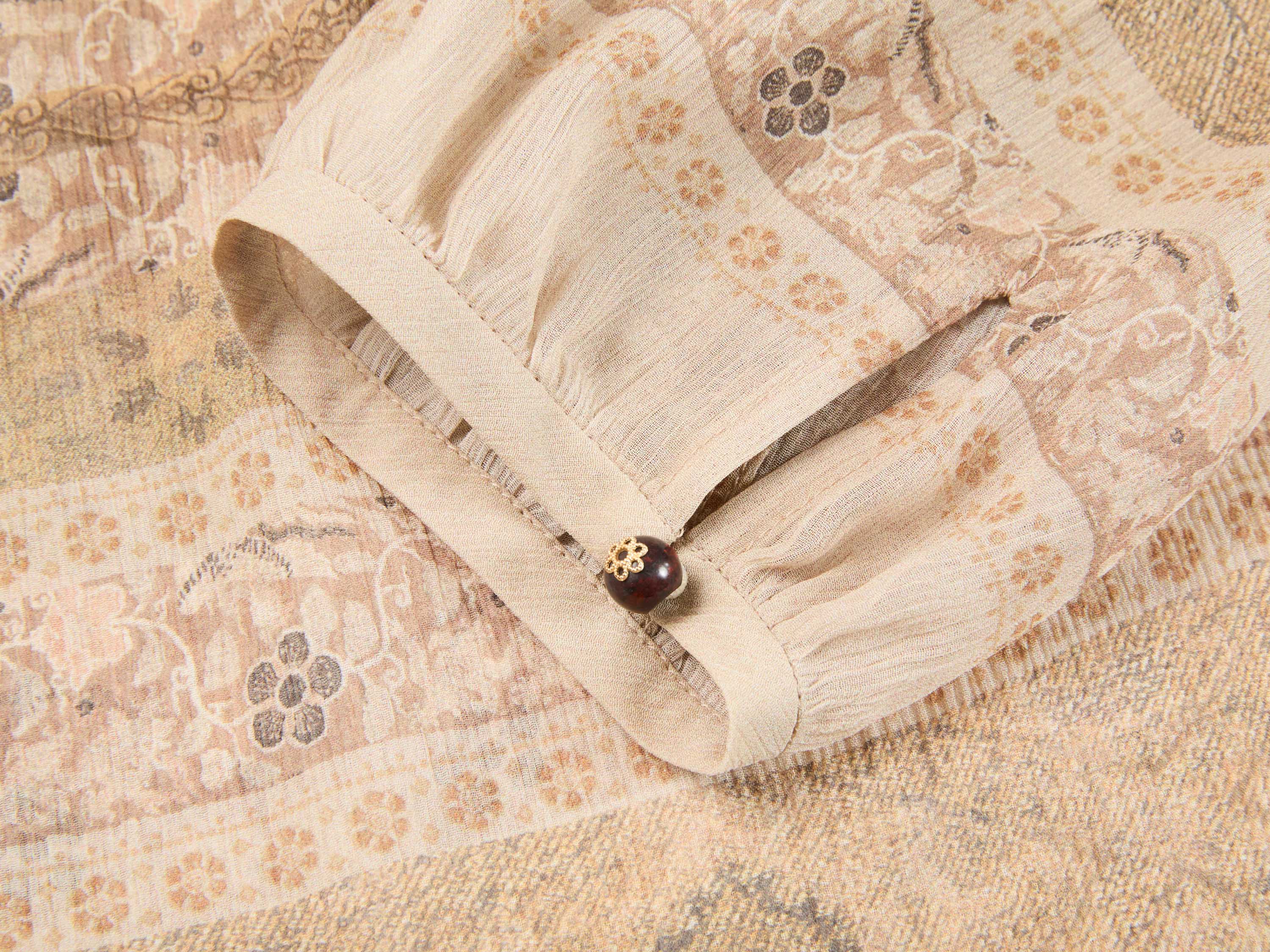 YAYING 100% Silk Peony Print Pullover Shirt