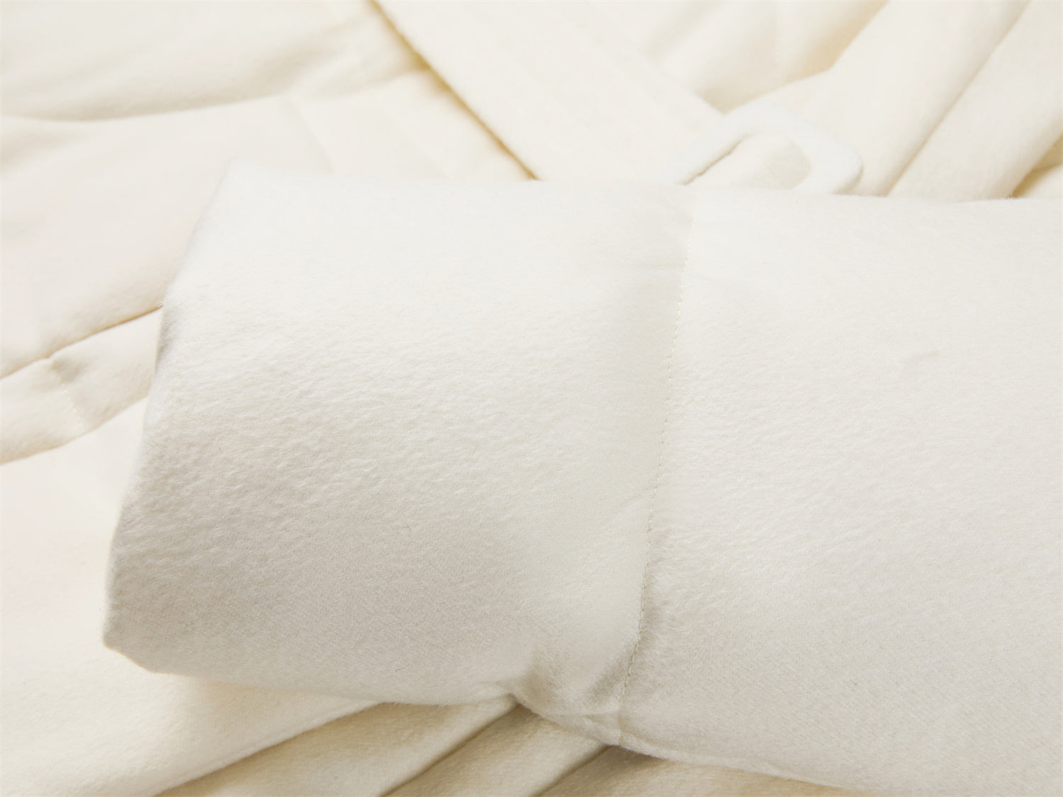 YAYING Cashmere Waist-Cinched Down Coat EPKIGY202AM