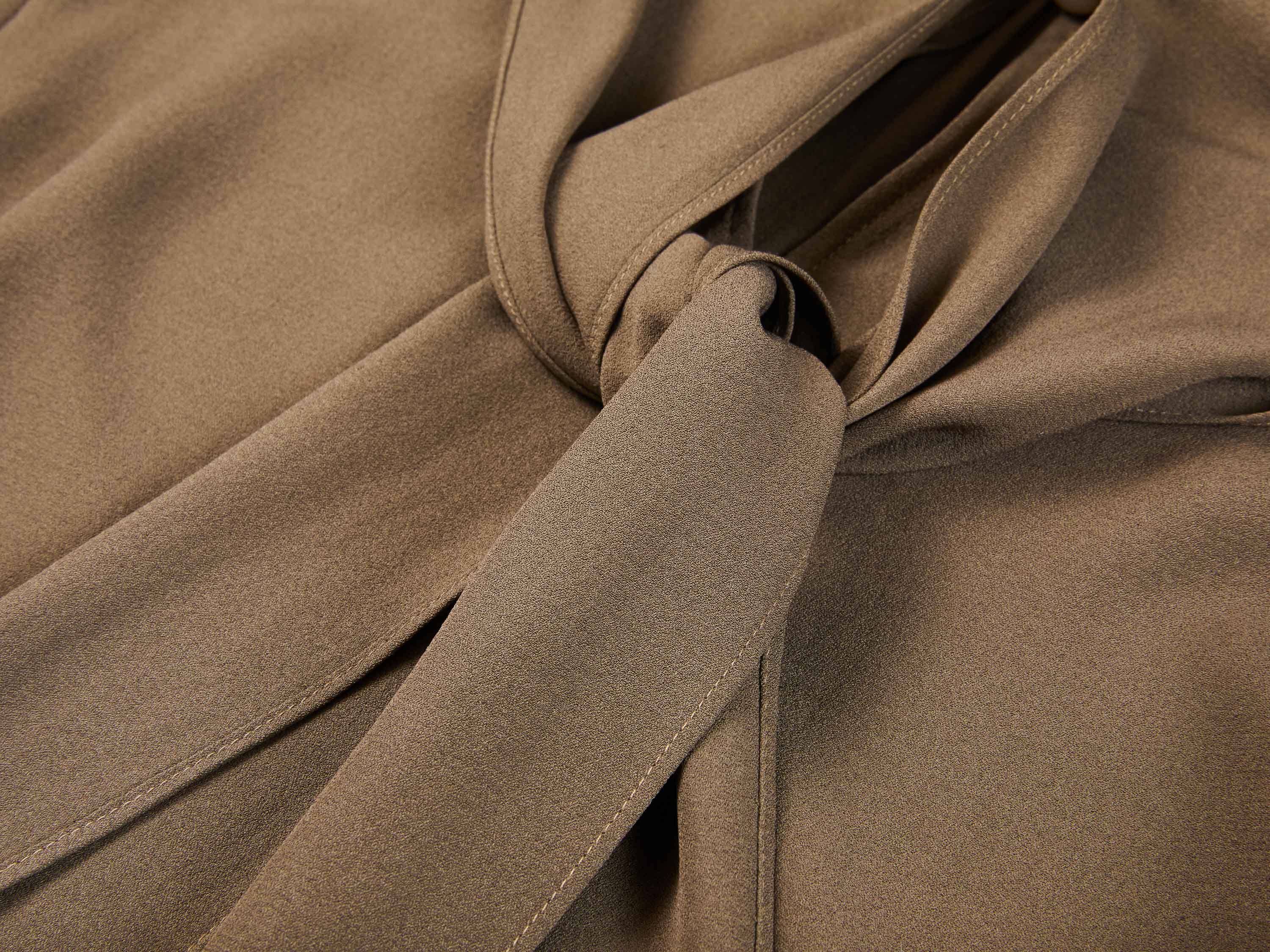 YAYING Relaxed Silk Blouse with Ribbon Tie