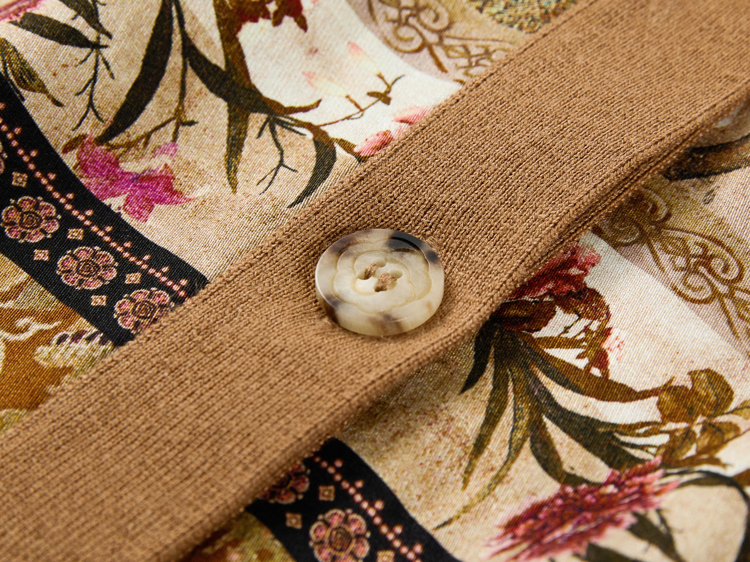 YAYING Silk-Wool V-Neck Printed Cardigan