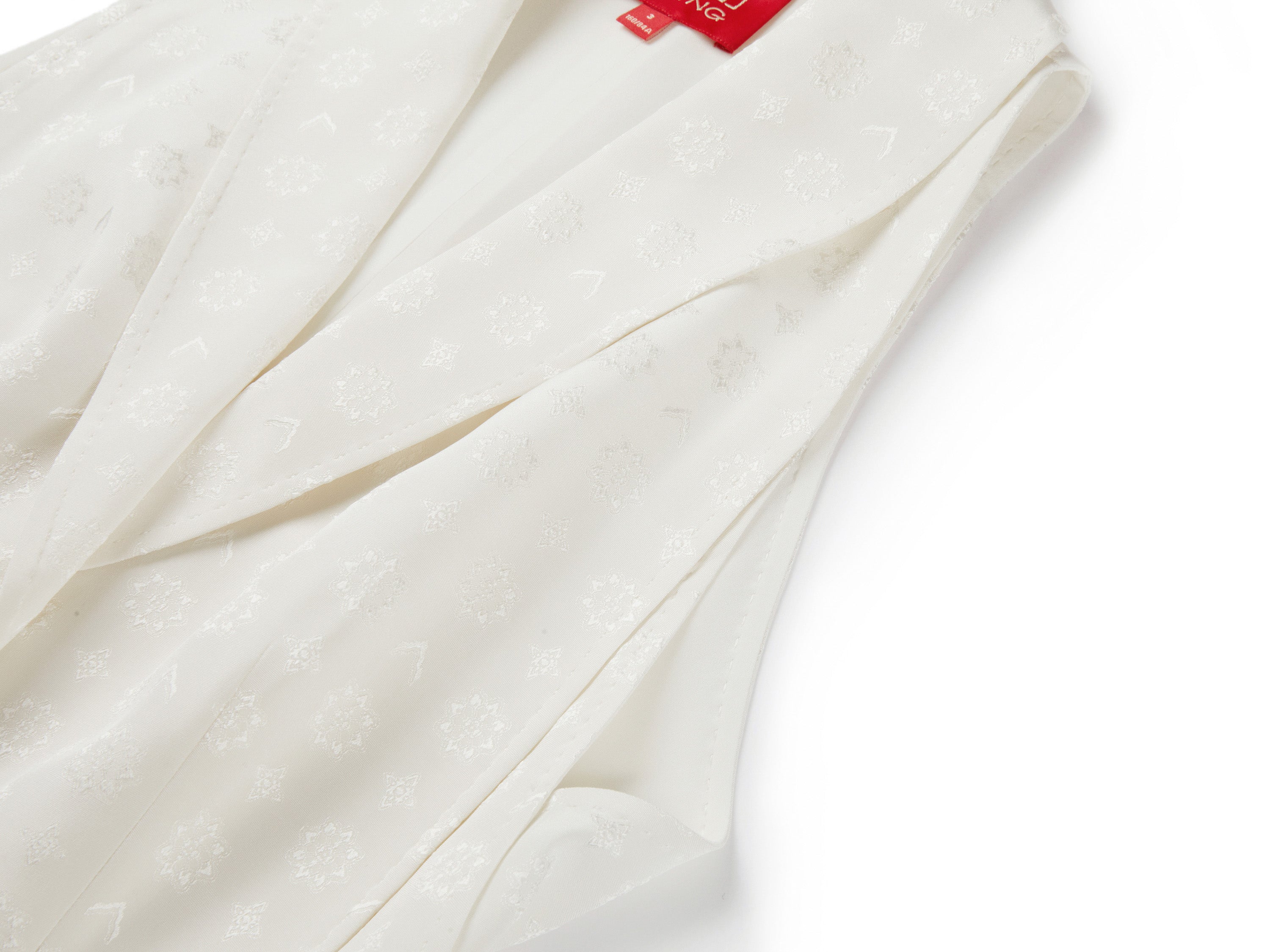YAYING White Sleeveless Top
