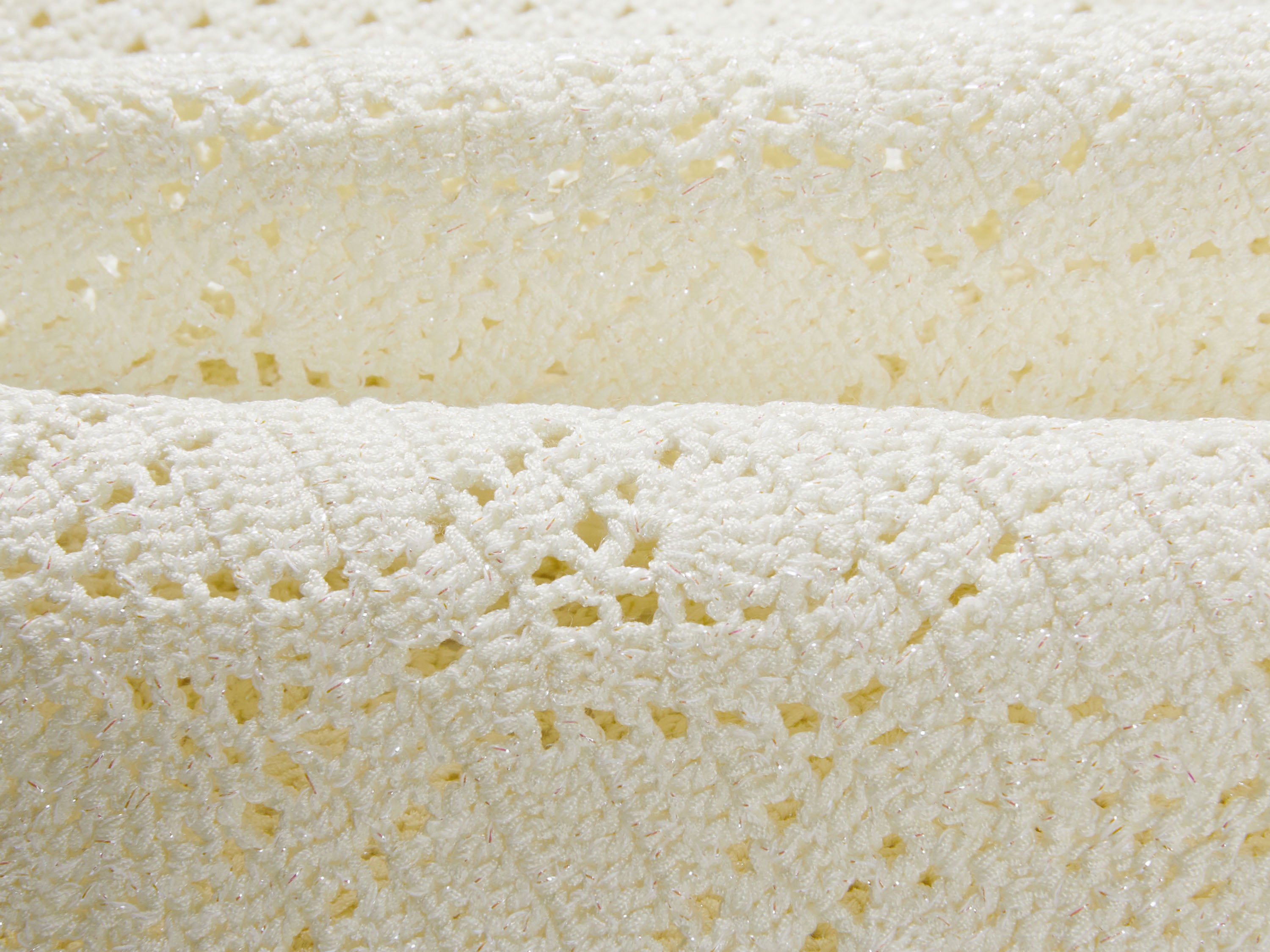YAYING White Textured Knit Top