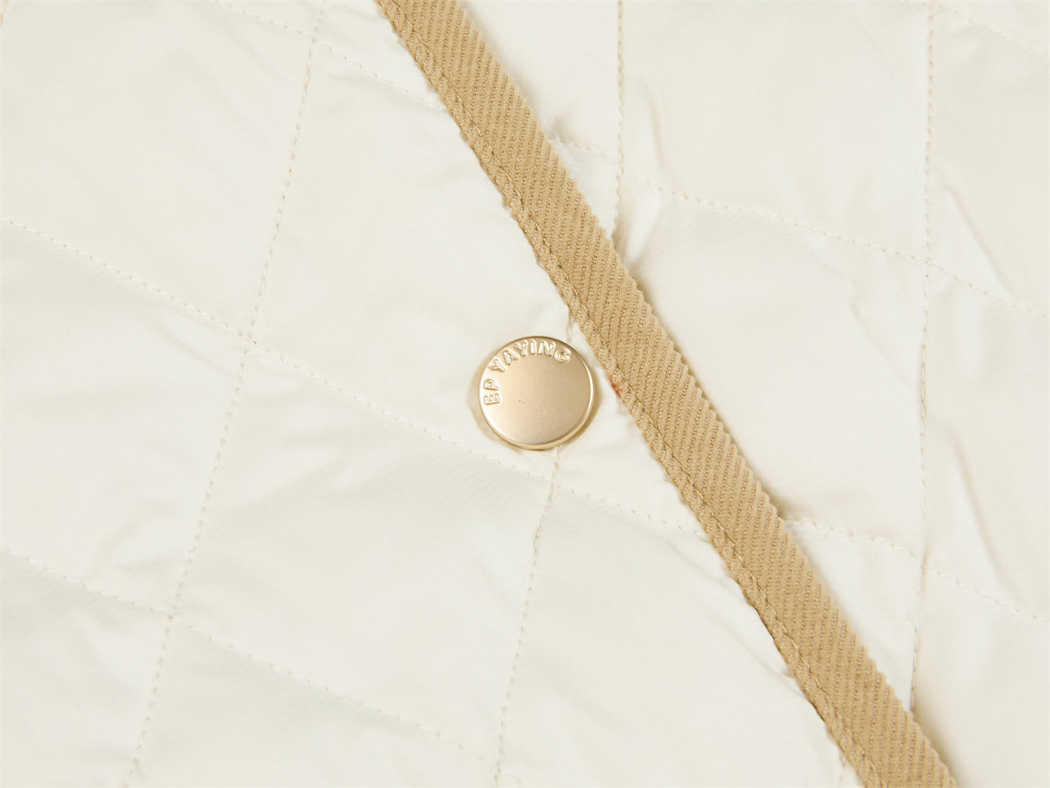 EP YAYING Contrast-Collar Down Jacket EGKIAY102BW