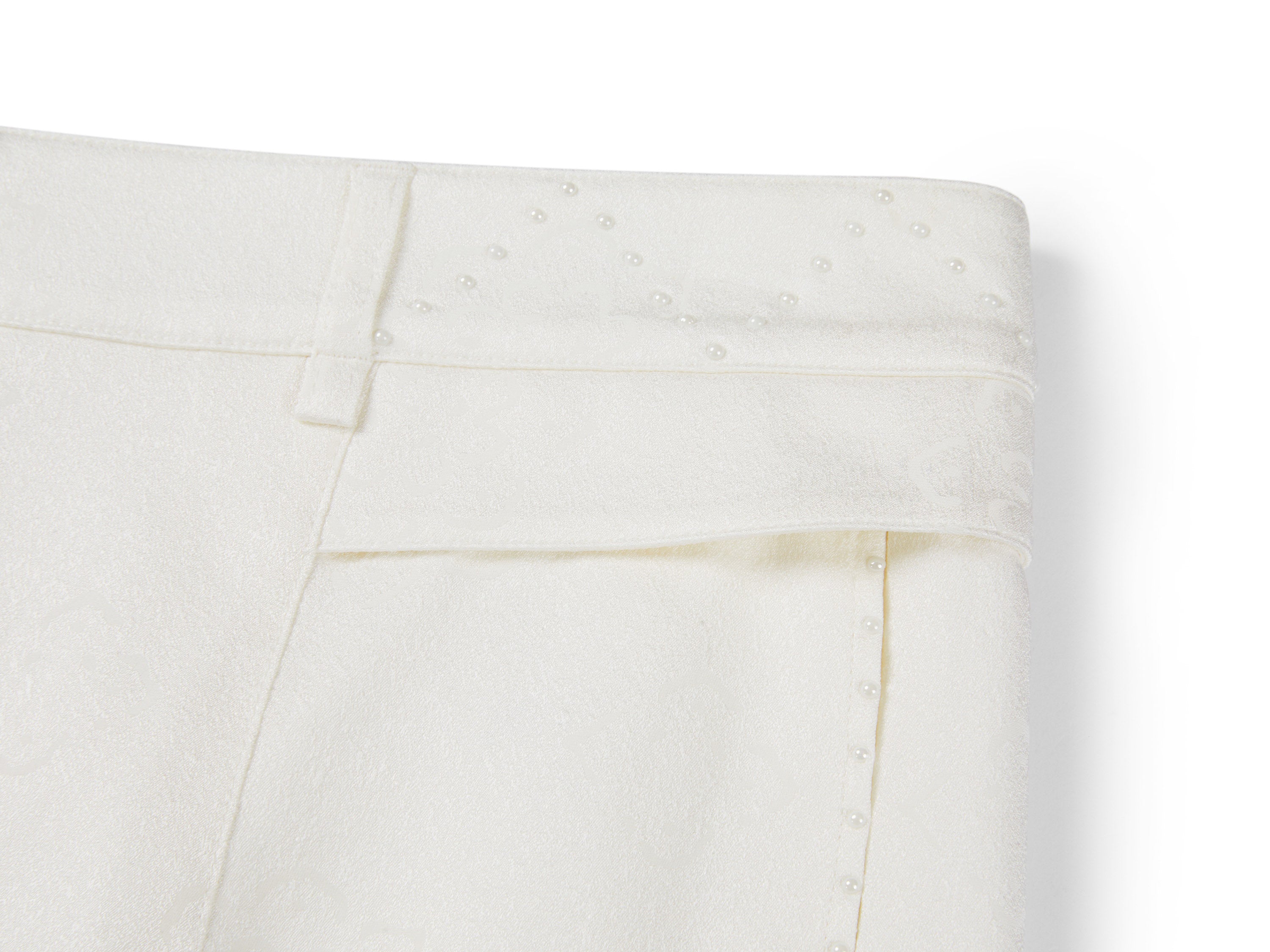 YAYING White Casual Shorts