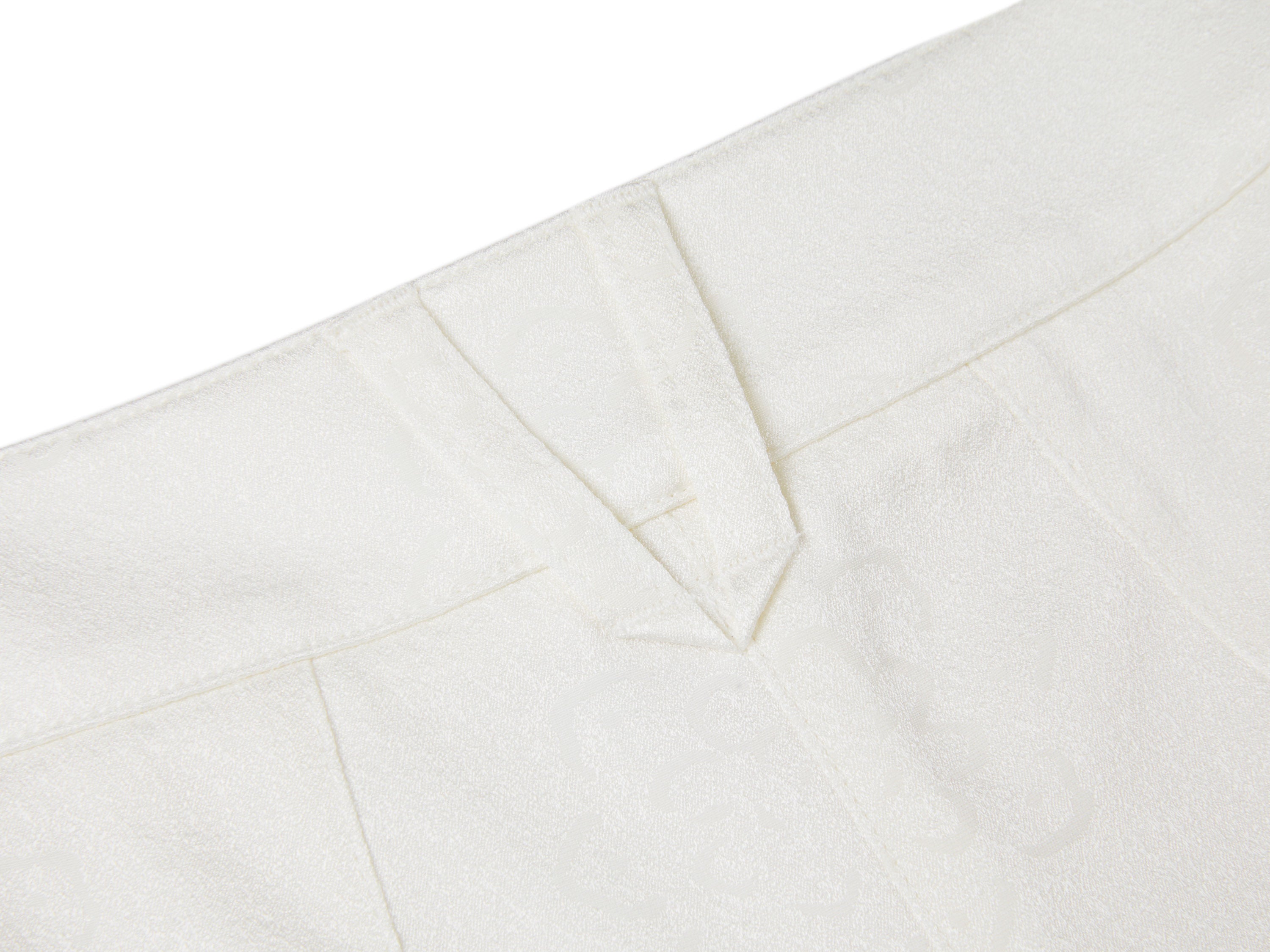 YAYING White Casual Shorts