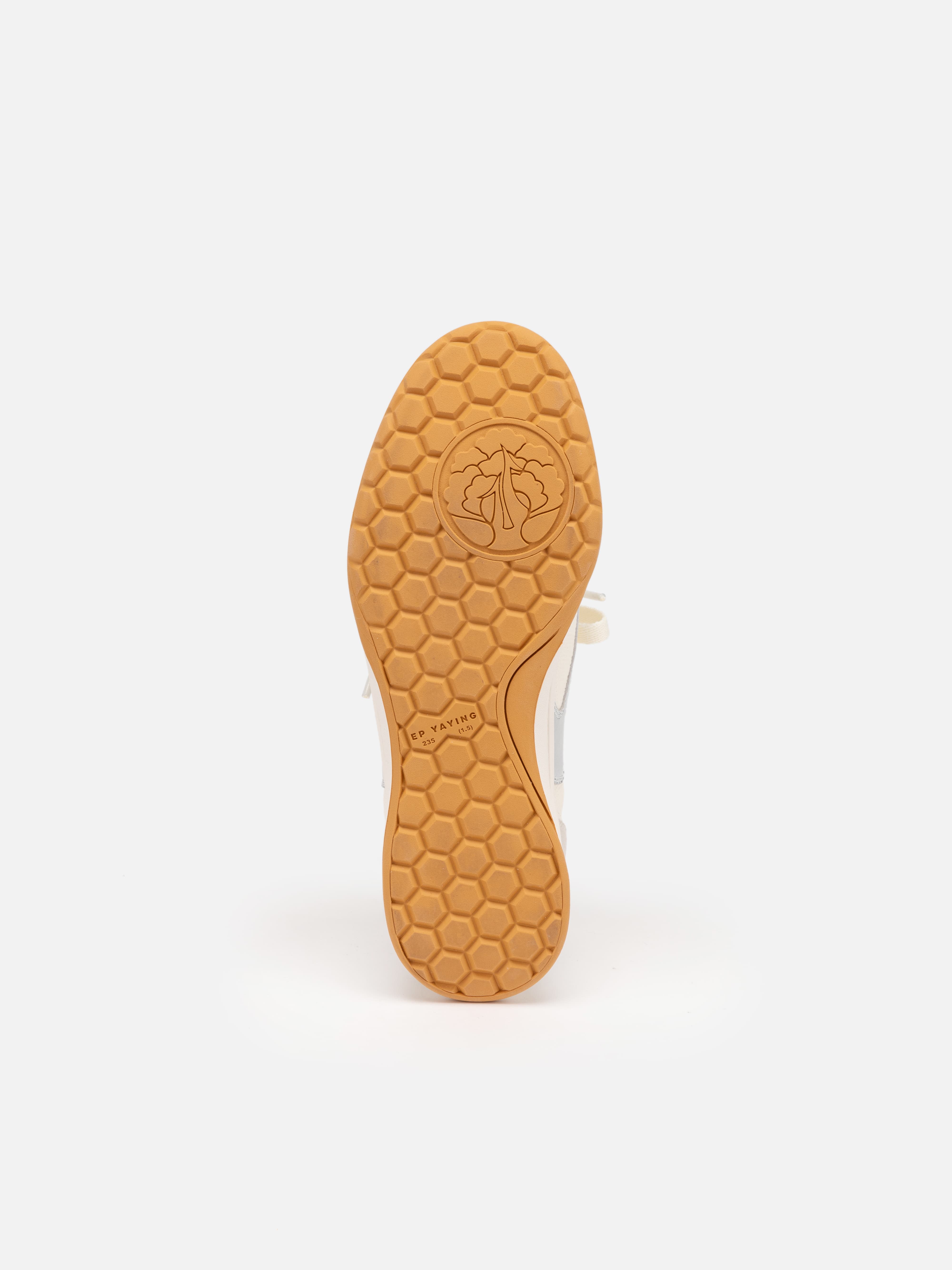 Lightweight Flat Shoes White
