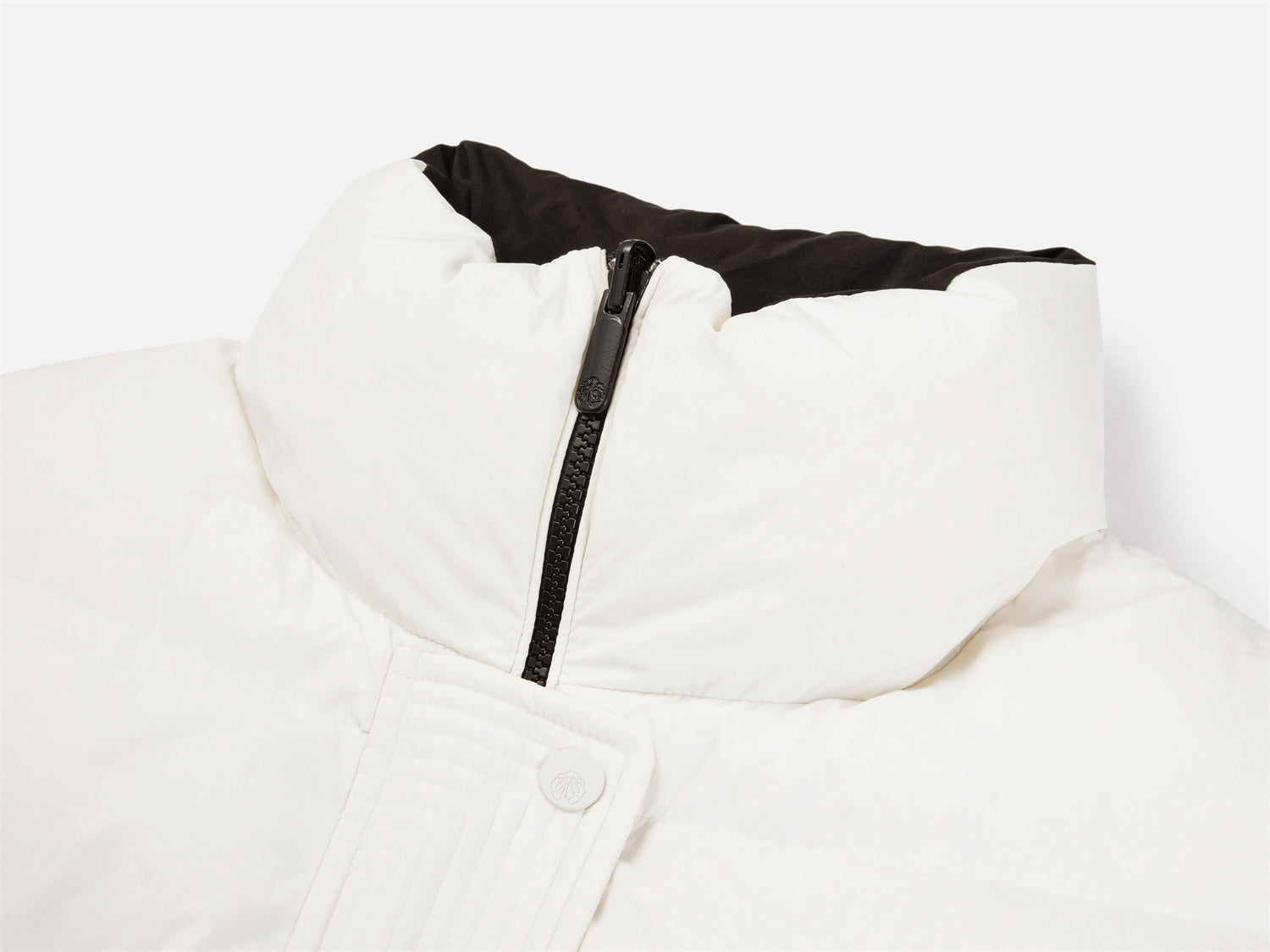 EP YAYING Reversible Down Vest EGKIAY017CW