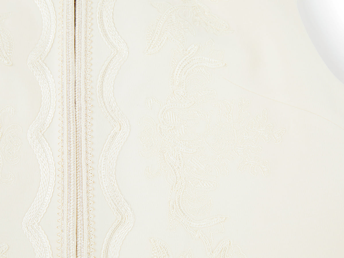YAYING Wool-Silk Peony Embroidered Vest