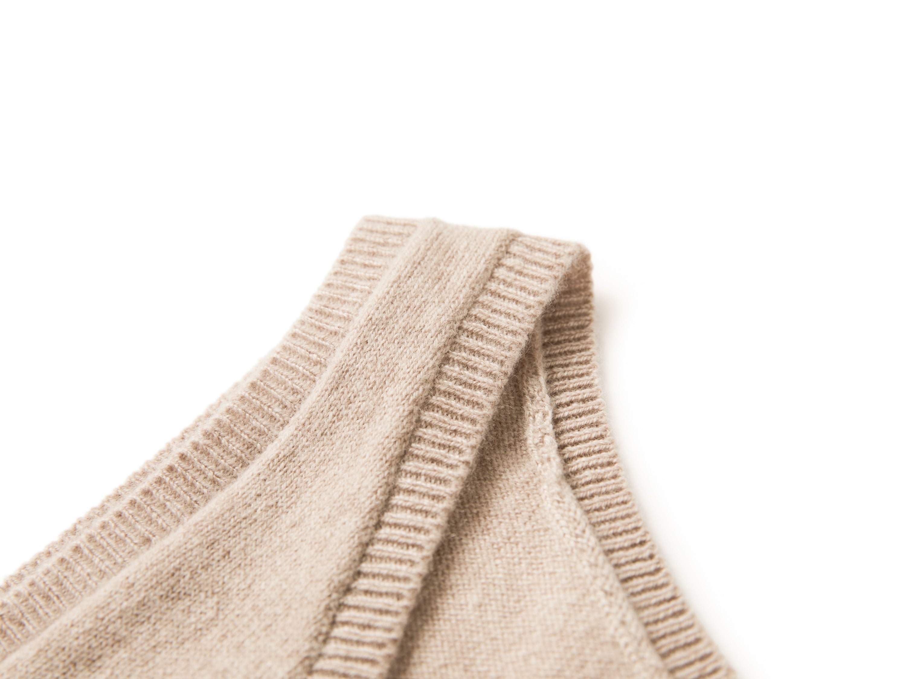 YAYING Classic H-Silhouette Cashmere Knit Vest