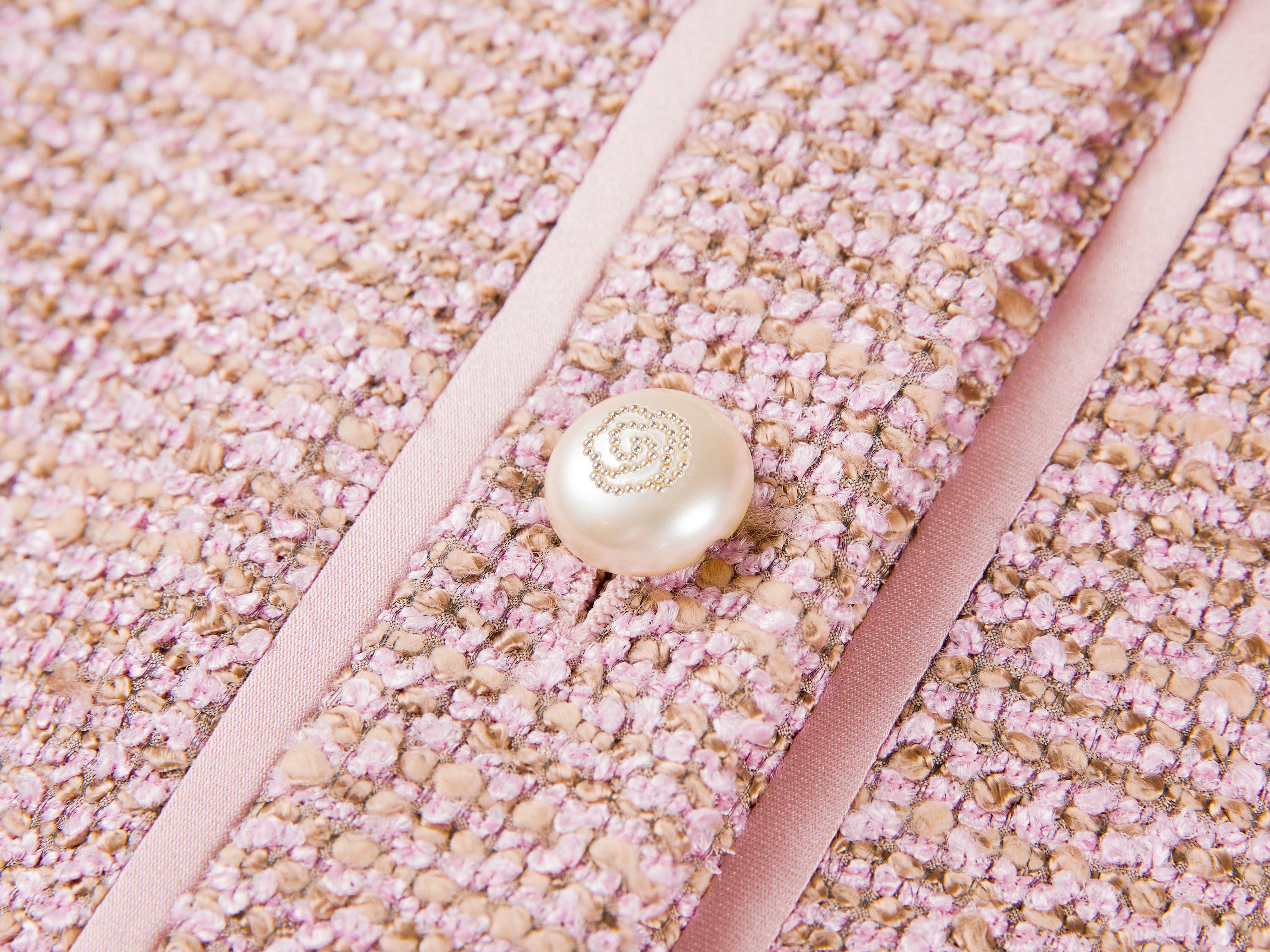 YAYING Chanel-Style Tweed Jacket