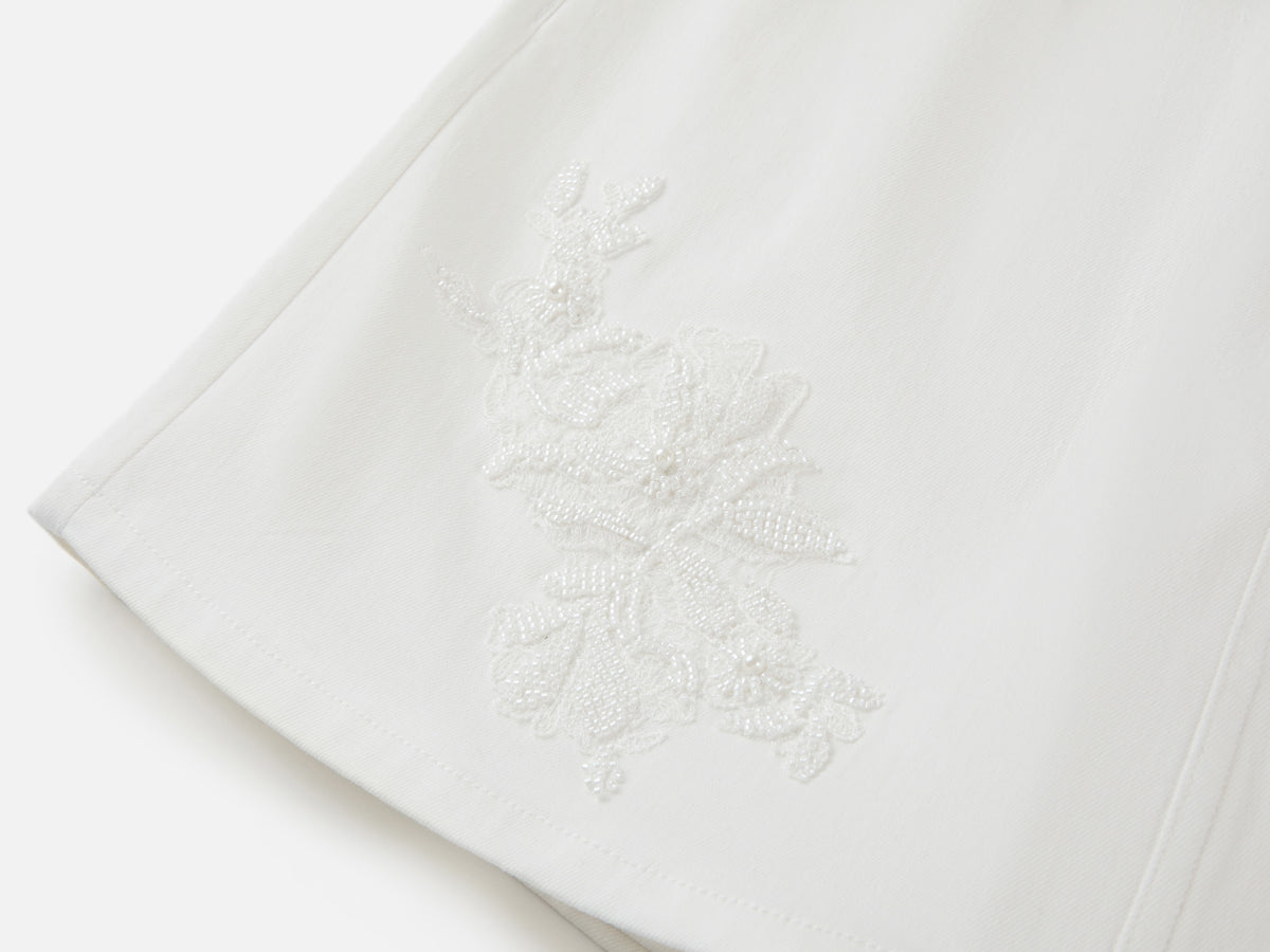 EP YAYING Peony Embroidered 4-Way Stretch Skirt-Front White Denim Skort