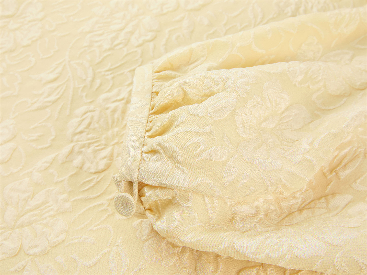 EP YAYING Lantern Sleeve Silk Shirt EGKES2311AY