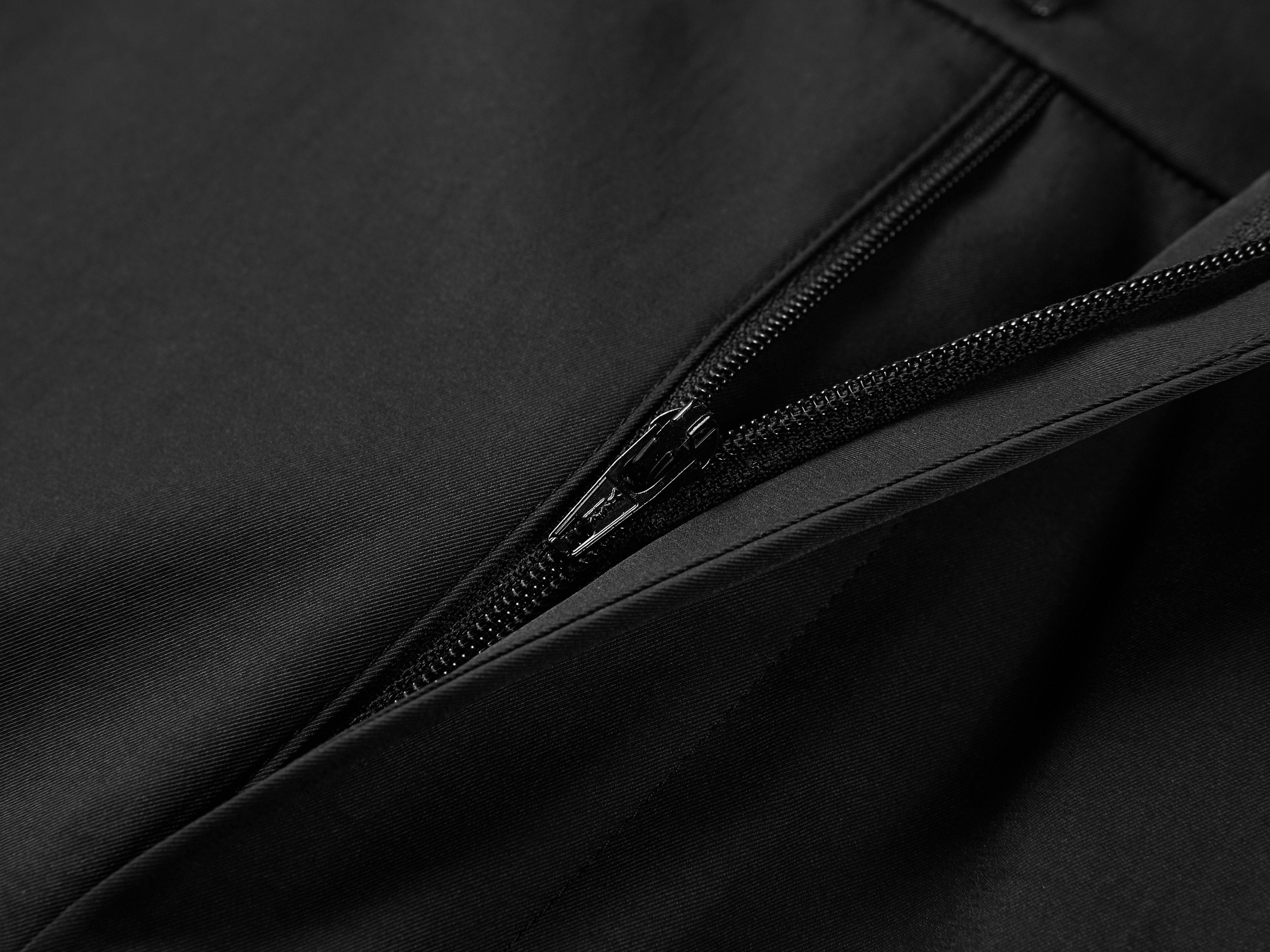 EP YAYING Relaxed Airy Crinkle Ankle Pants