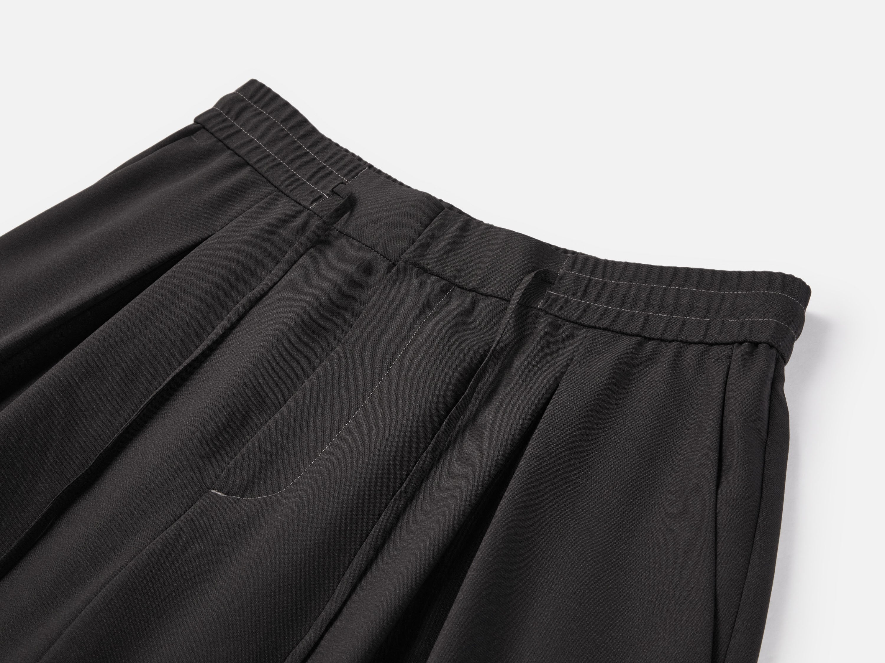 EP YAYING Lightweight Wool Relaxed Wide-Leg Pants in Deep Gray