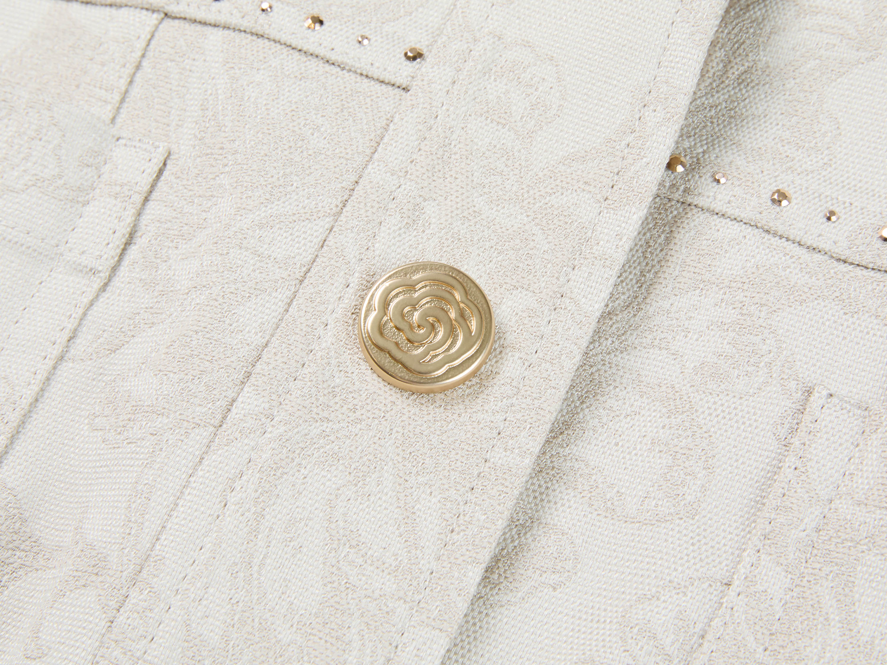 YAYING White Short Sleeve Button Shirt