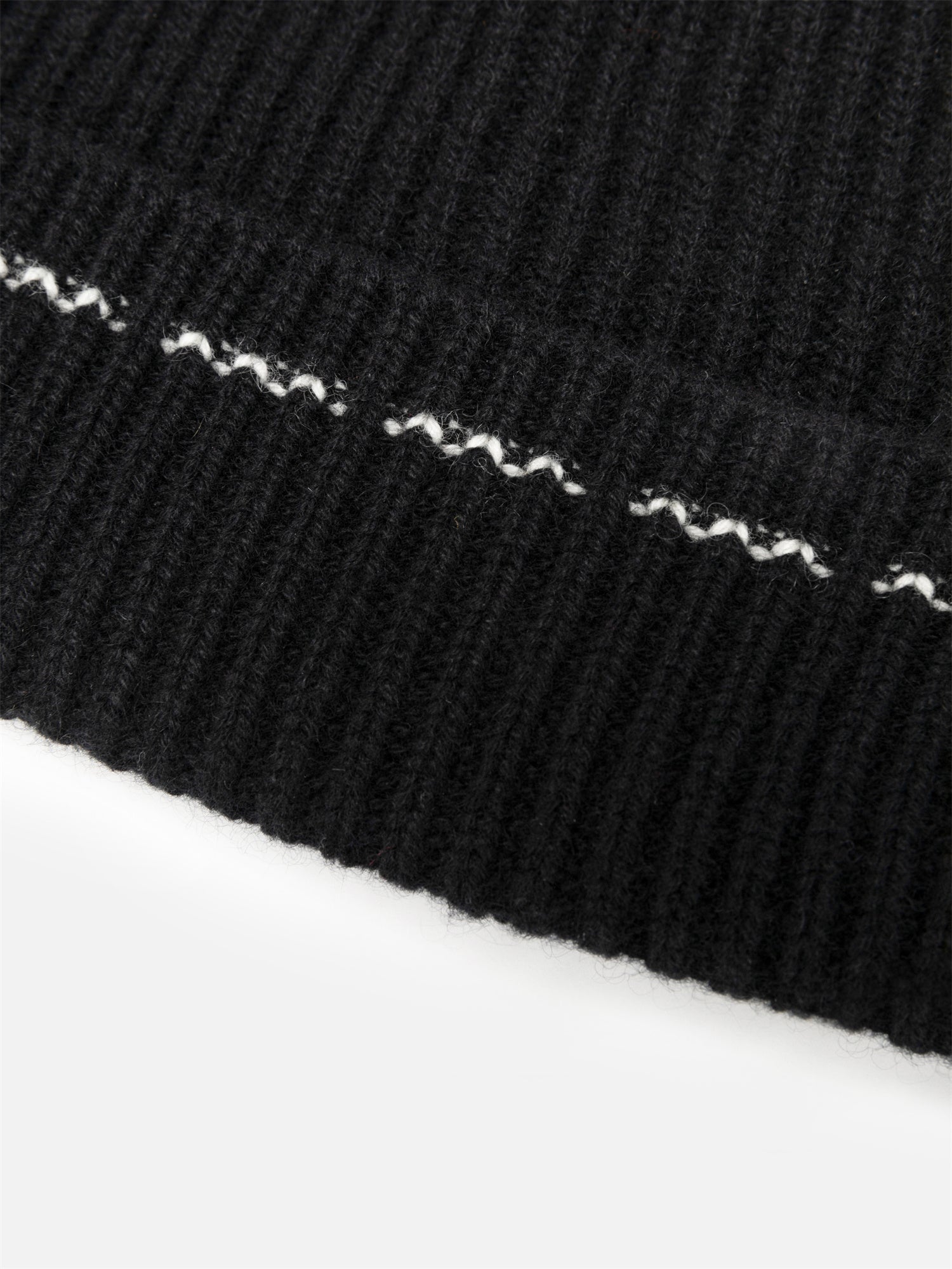 EP YAYING KNITTED HAT