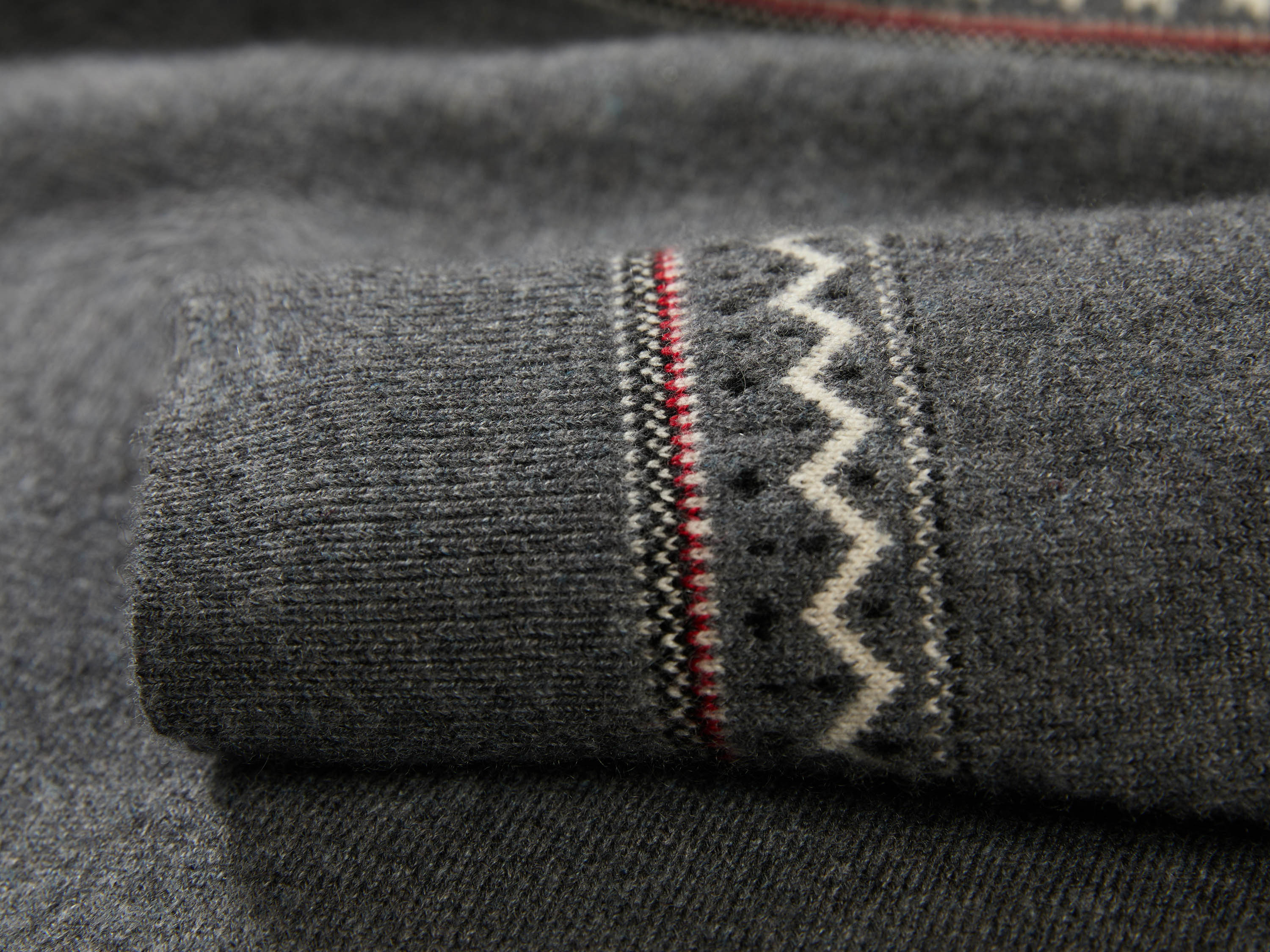 YAYING Ruyi Mountain Sea Jacquard Knit Cardigan