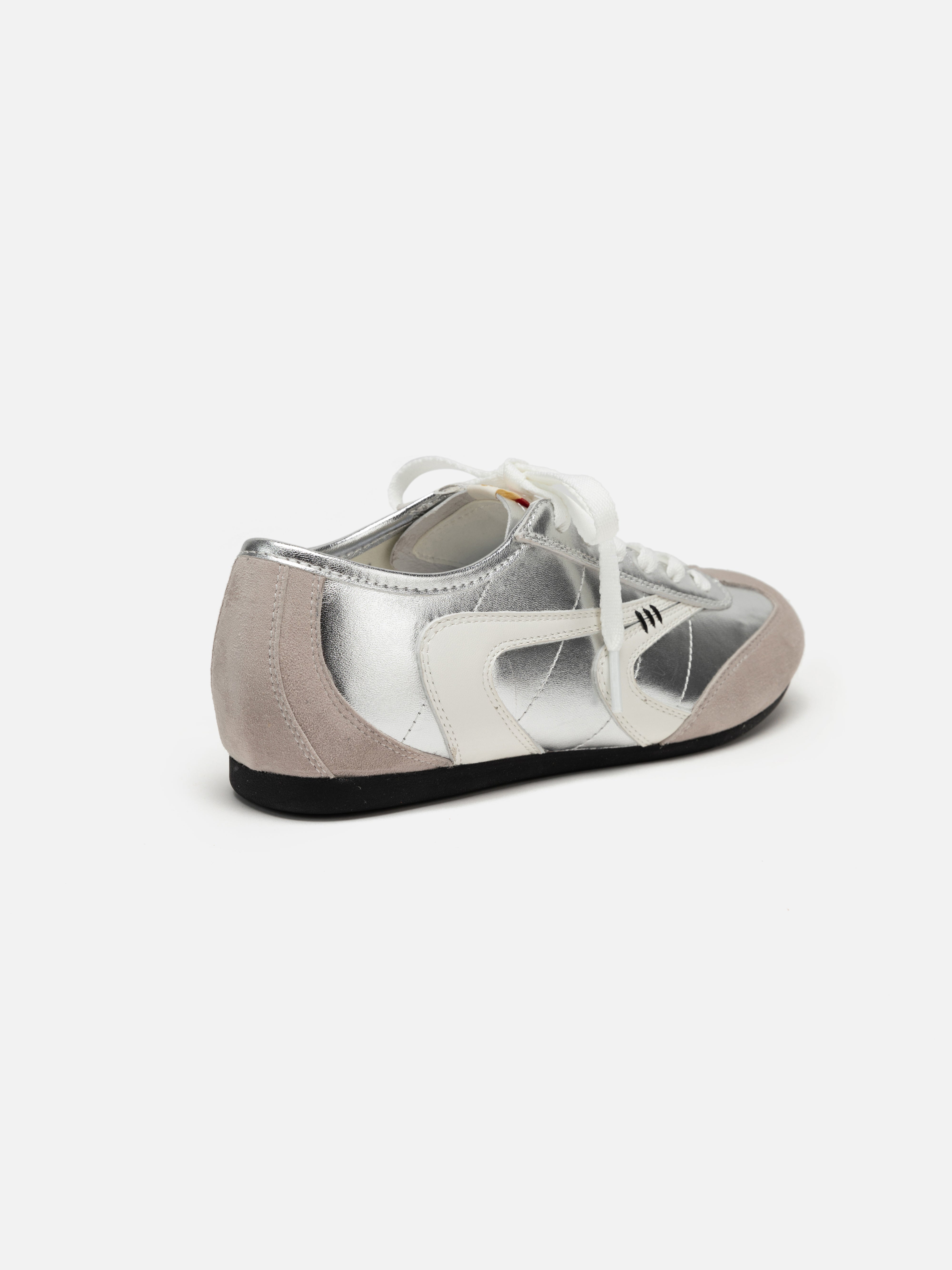 EP YAYING Flexible Lightweight Athletic Sneakers