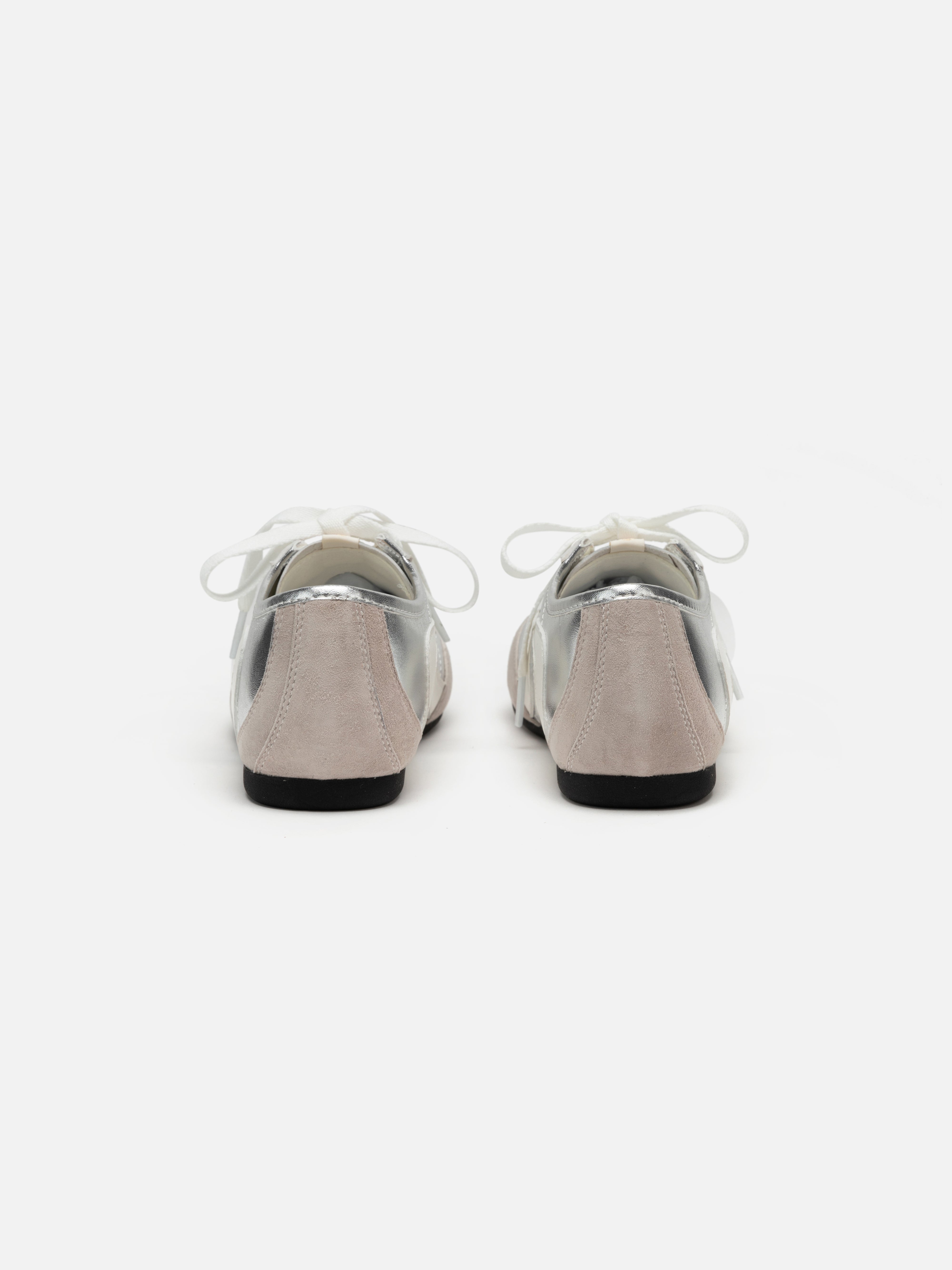 EP YAYING Flexible Lightweight Athletic Sneakers