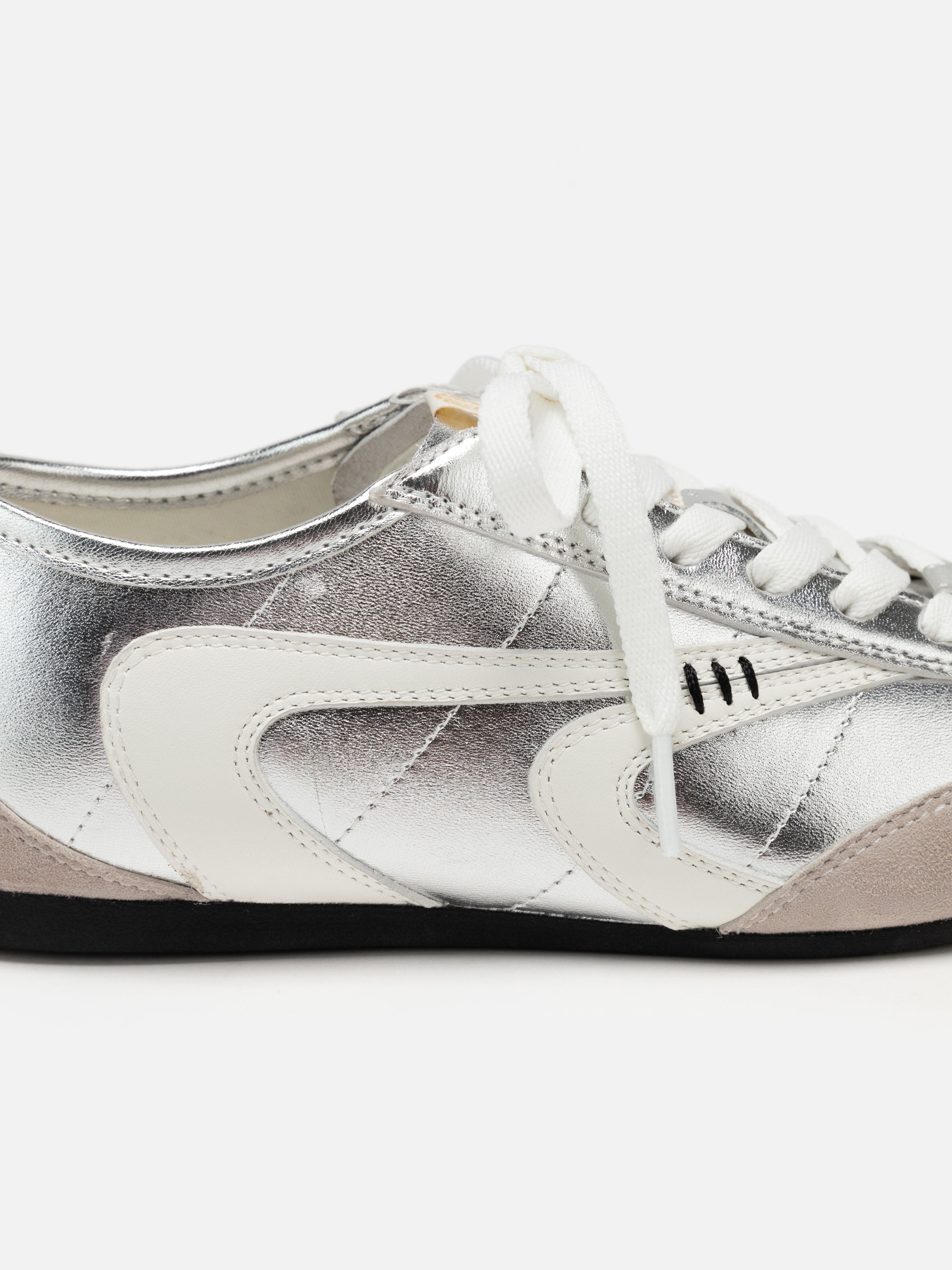 EP YAYING Flexible Lightweight Athletic Sneakers