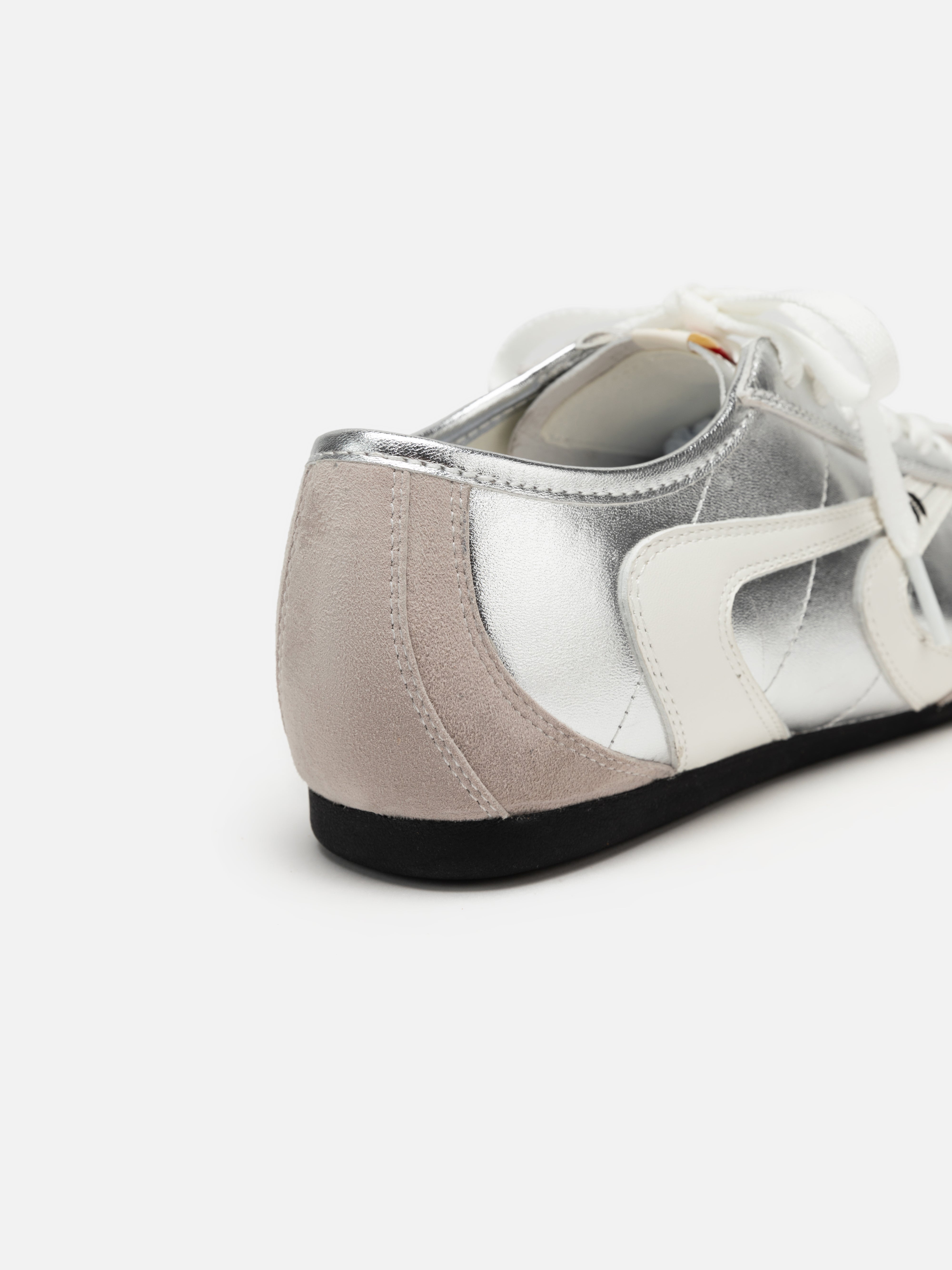 EP YAYING Flexible Lightweight Athletic Sneakers
