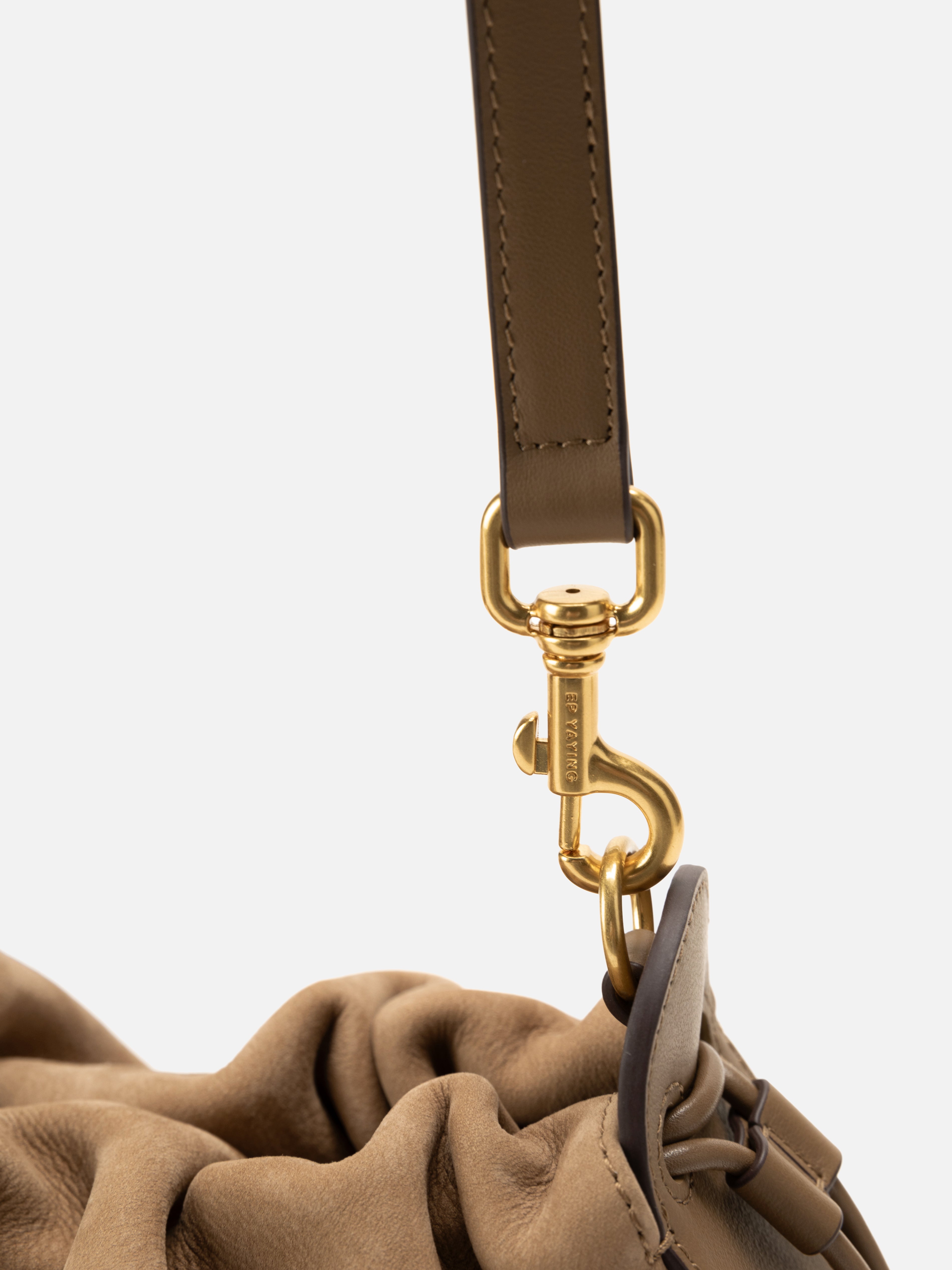 EP YAYING Matte Cowhide Bucket Bag (Large)