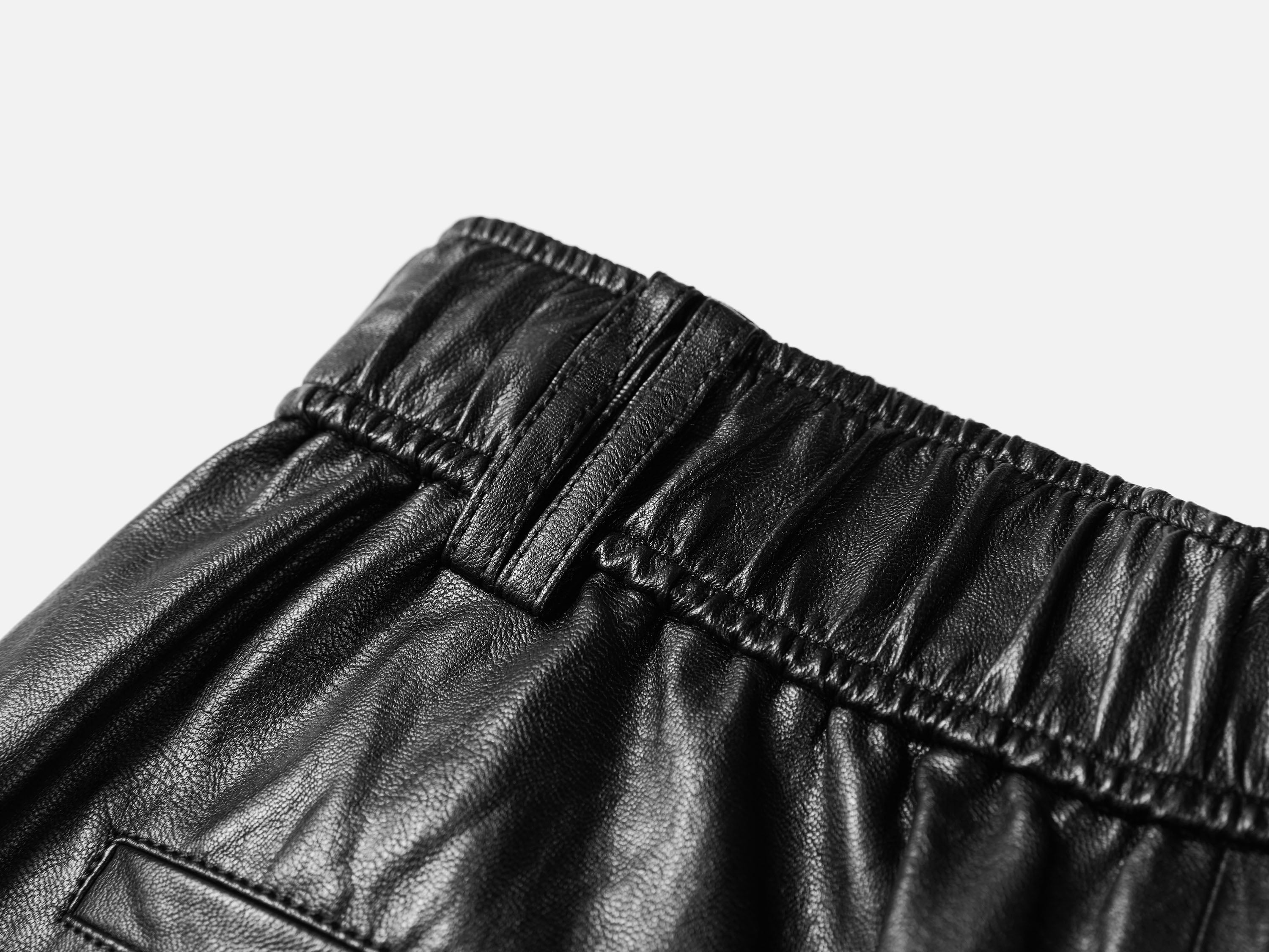 EP YAYING Leather Shorts