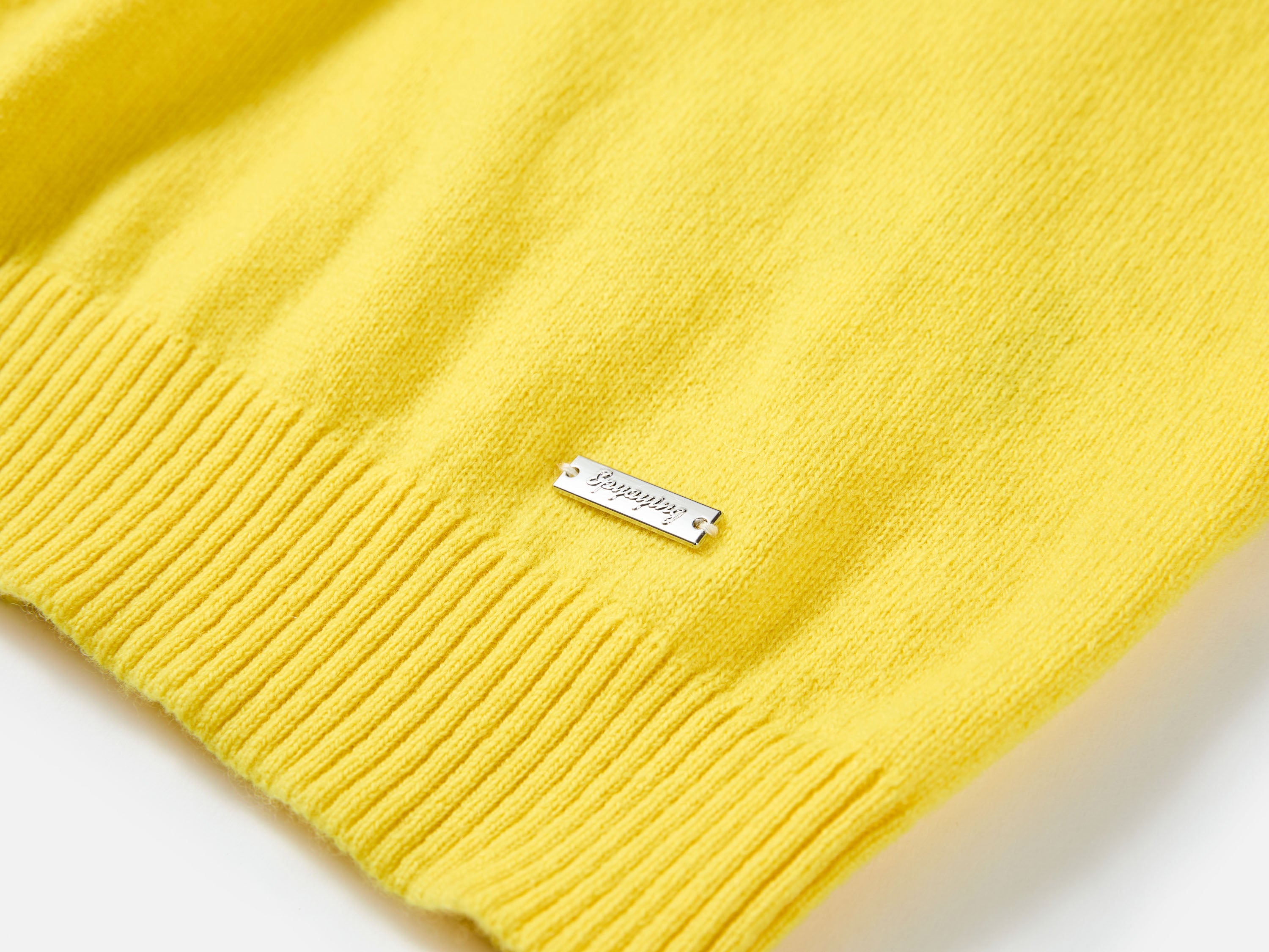 EP YAYING Stand Collar Cashmere Polo Sweater