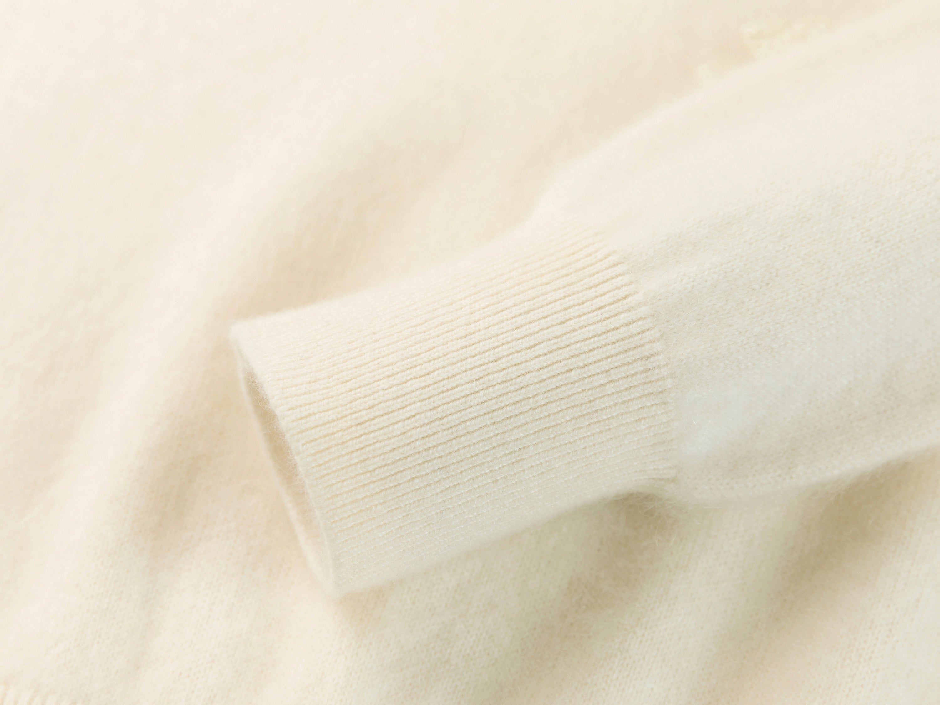 YAYING Cream Top