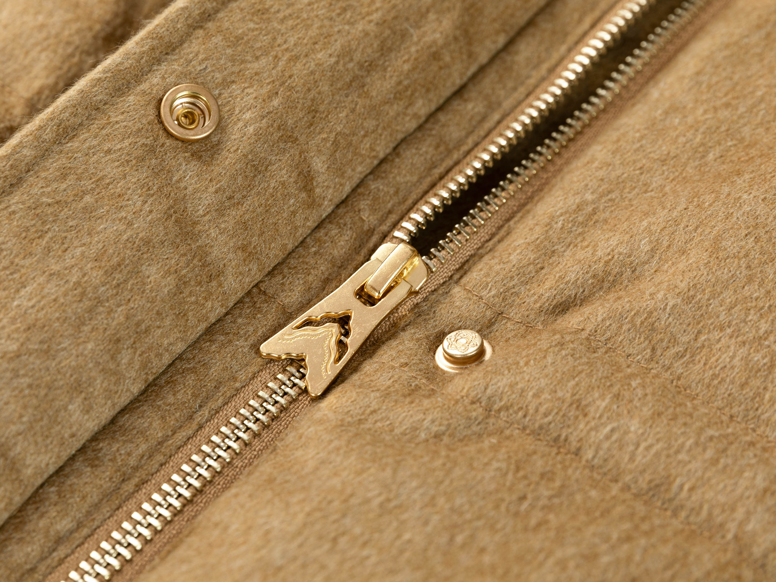 YAYING Camel Quilted Vest