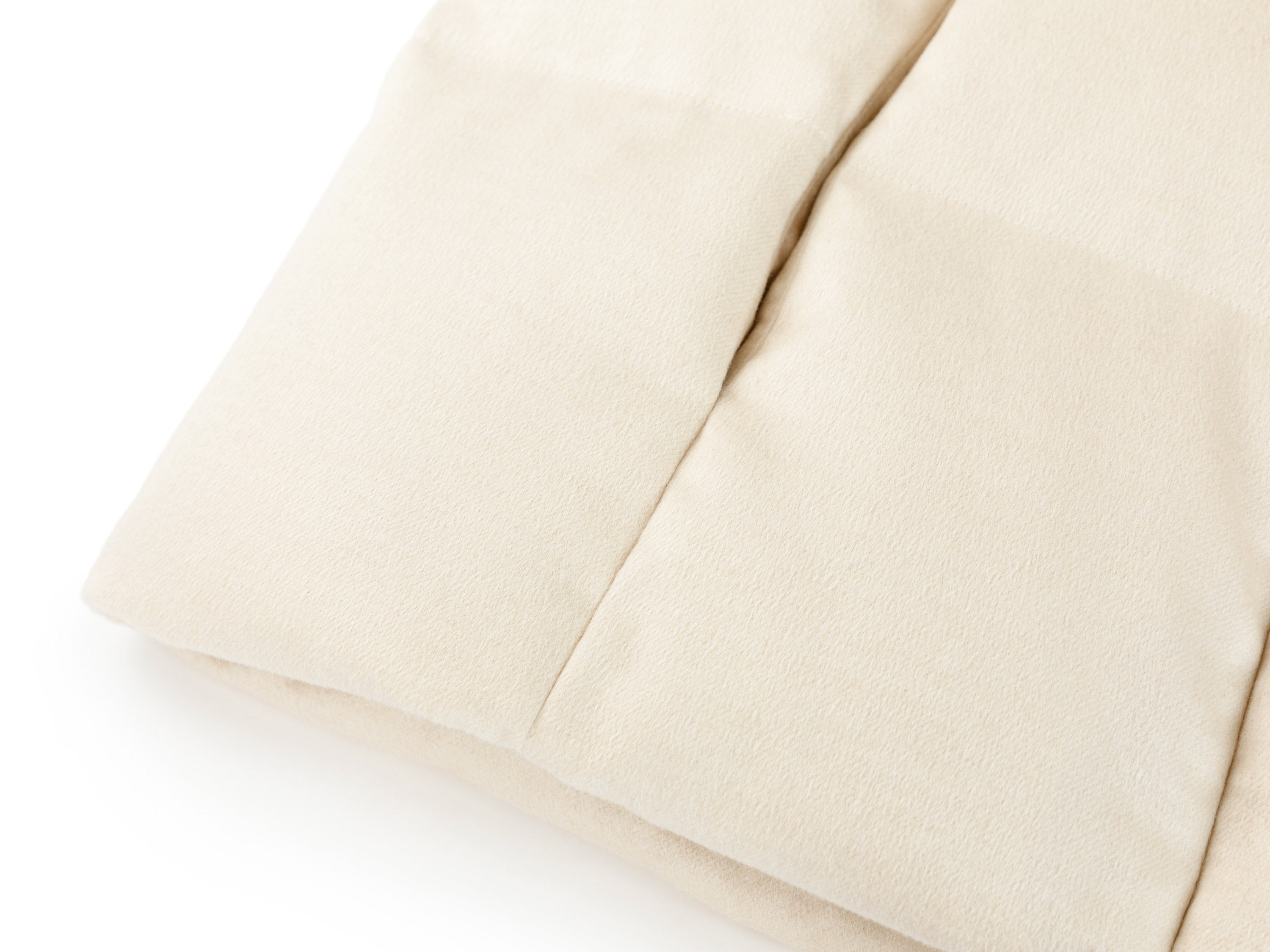 YAYING Cream Puffer Vest