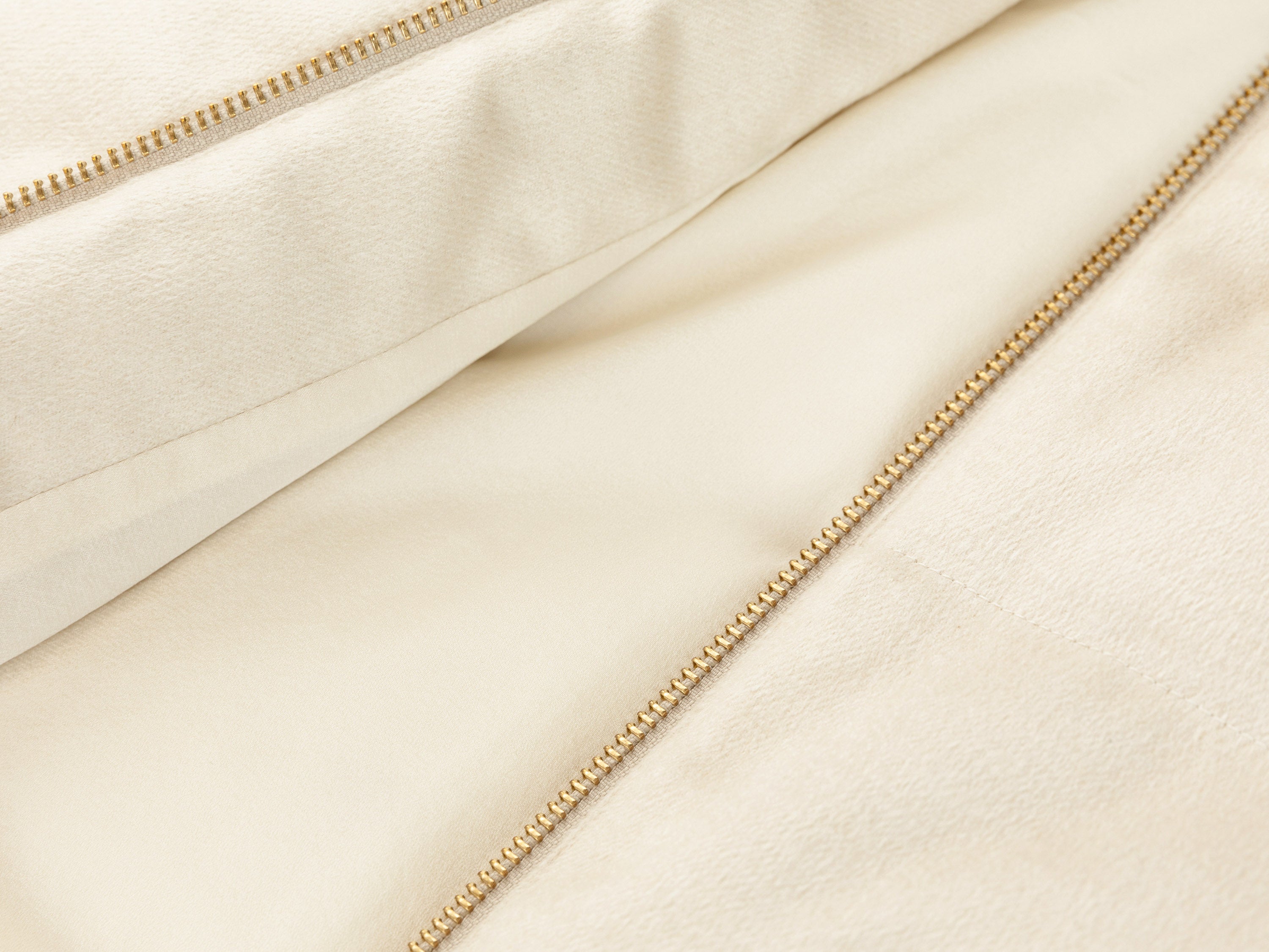 YAYING Cream Puffer Vest