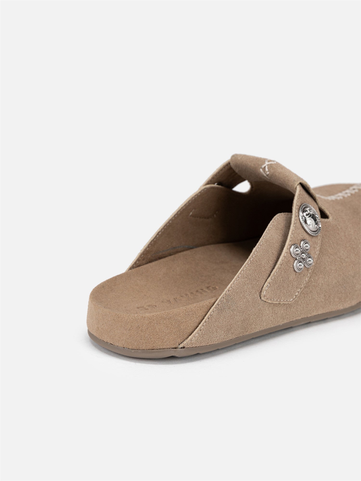 EP YAYING Lightweight Slip-On EAKALXU01AC