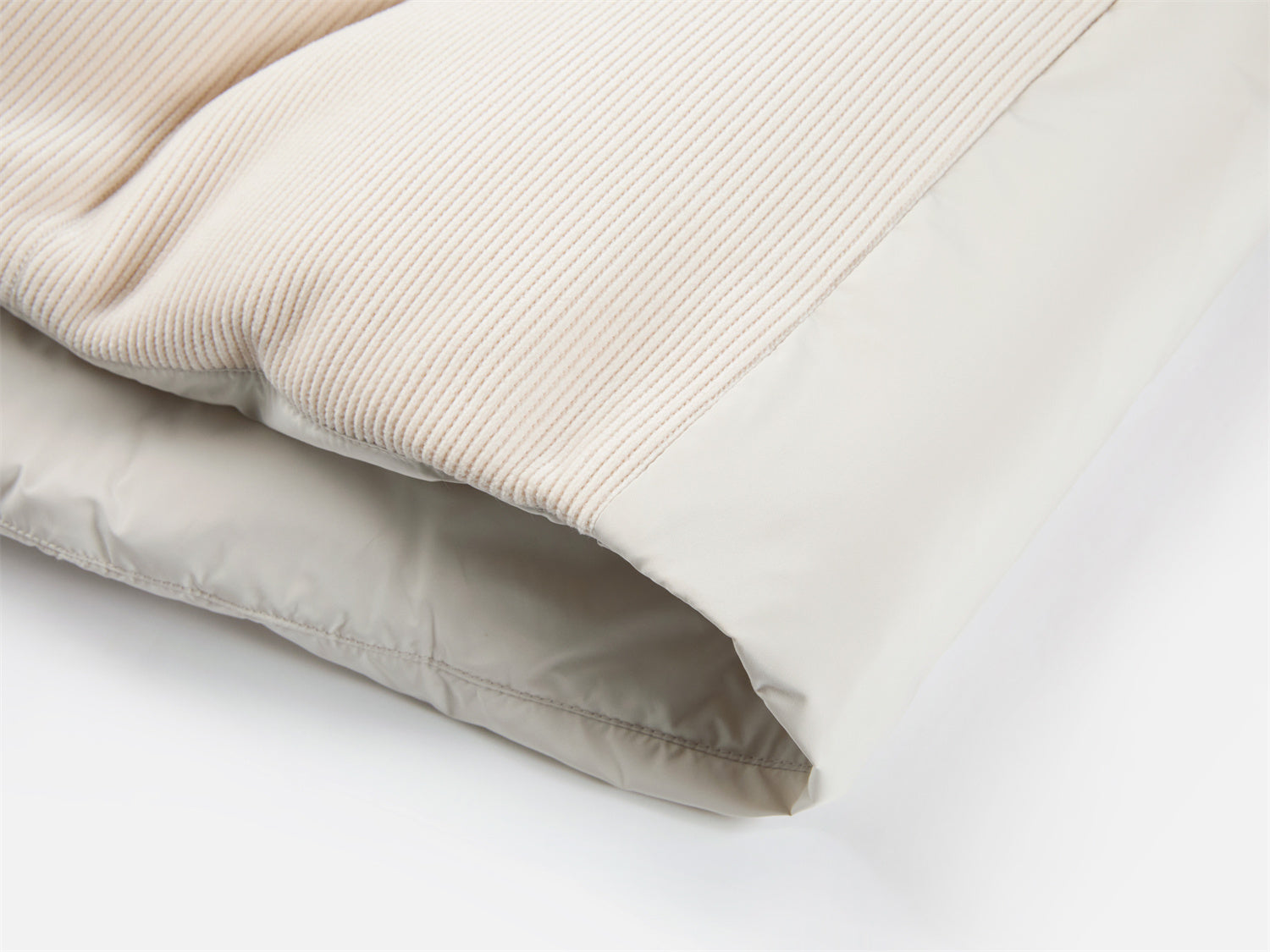 EP YAYING Goose Down Straight-Cut Vest EGKIAY018AM