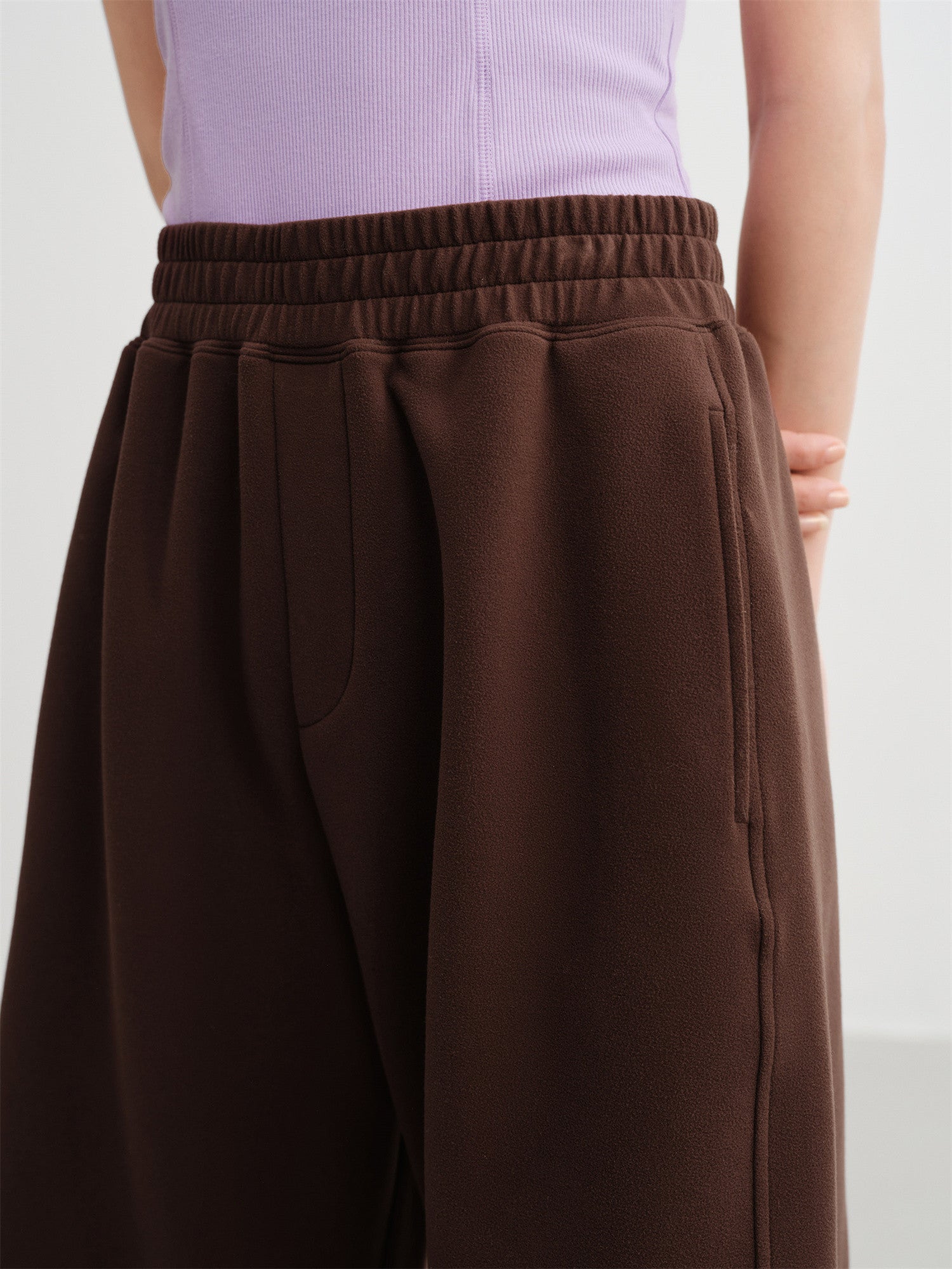 EP YAYING High-Waisted Sporty Tapered Pants EGKIA6419AK