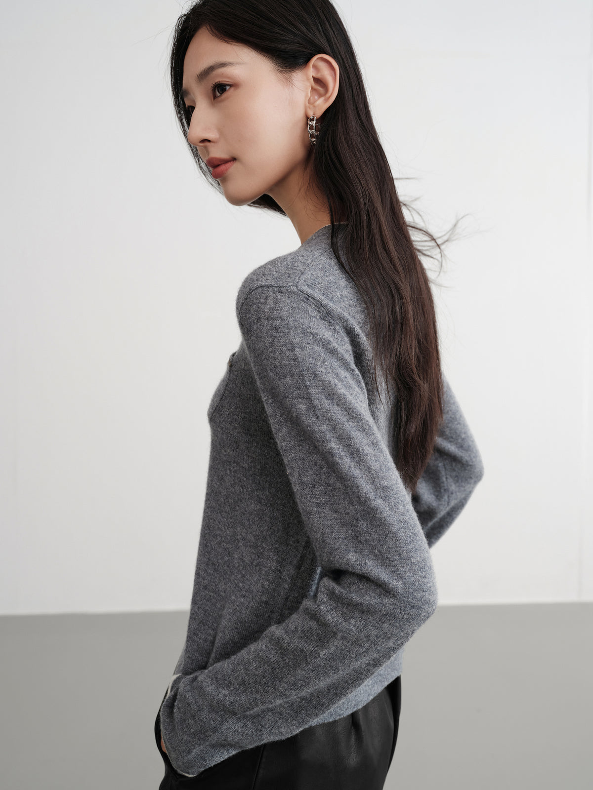 EP YAYING Layered Collar Soft Wool Cashmere Old Money Style Sweater