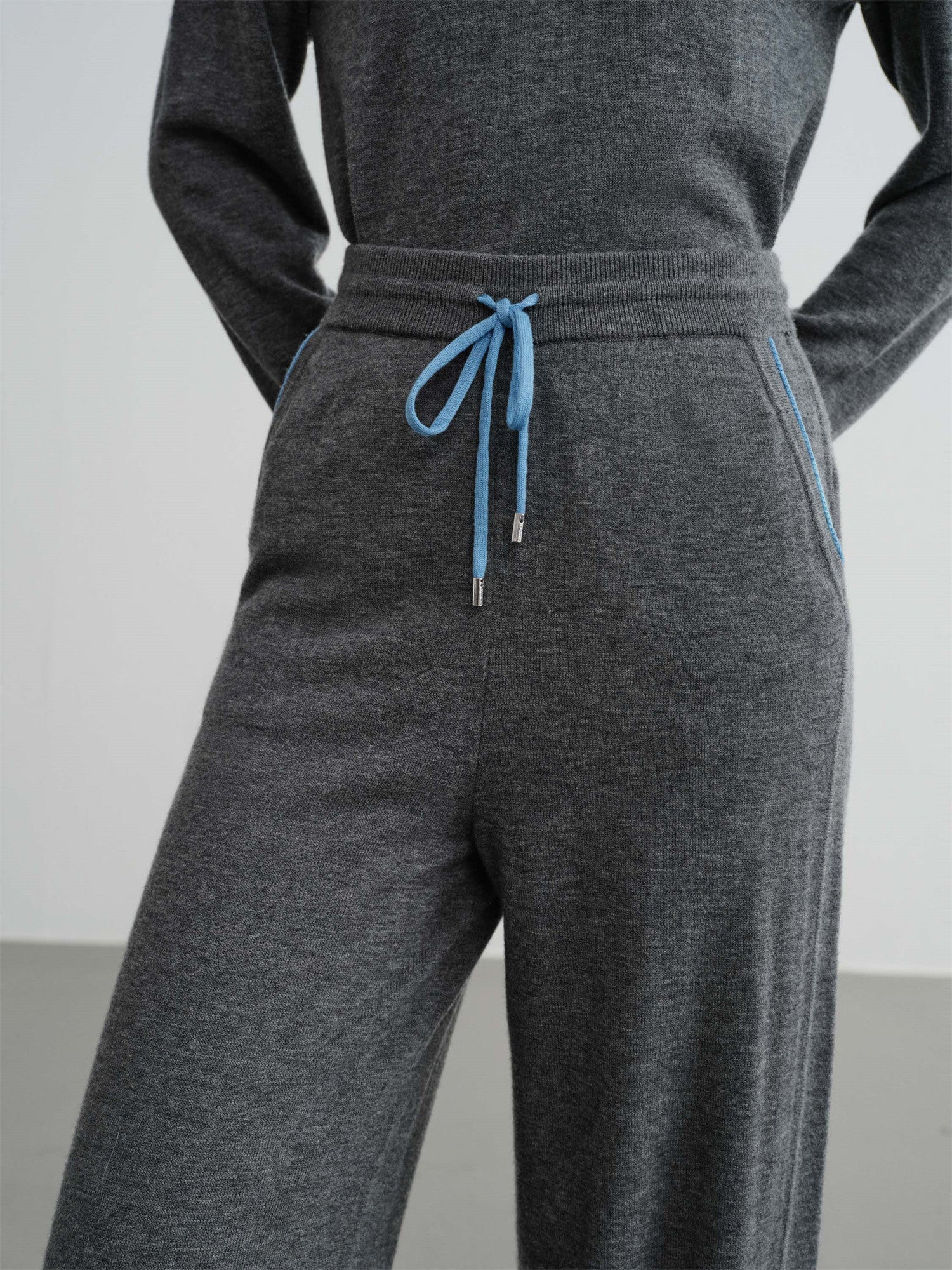 EP YAYING Cashmere Straight Pants EGKIG9617AC
