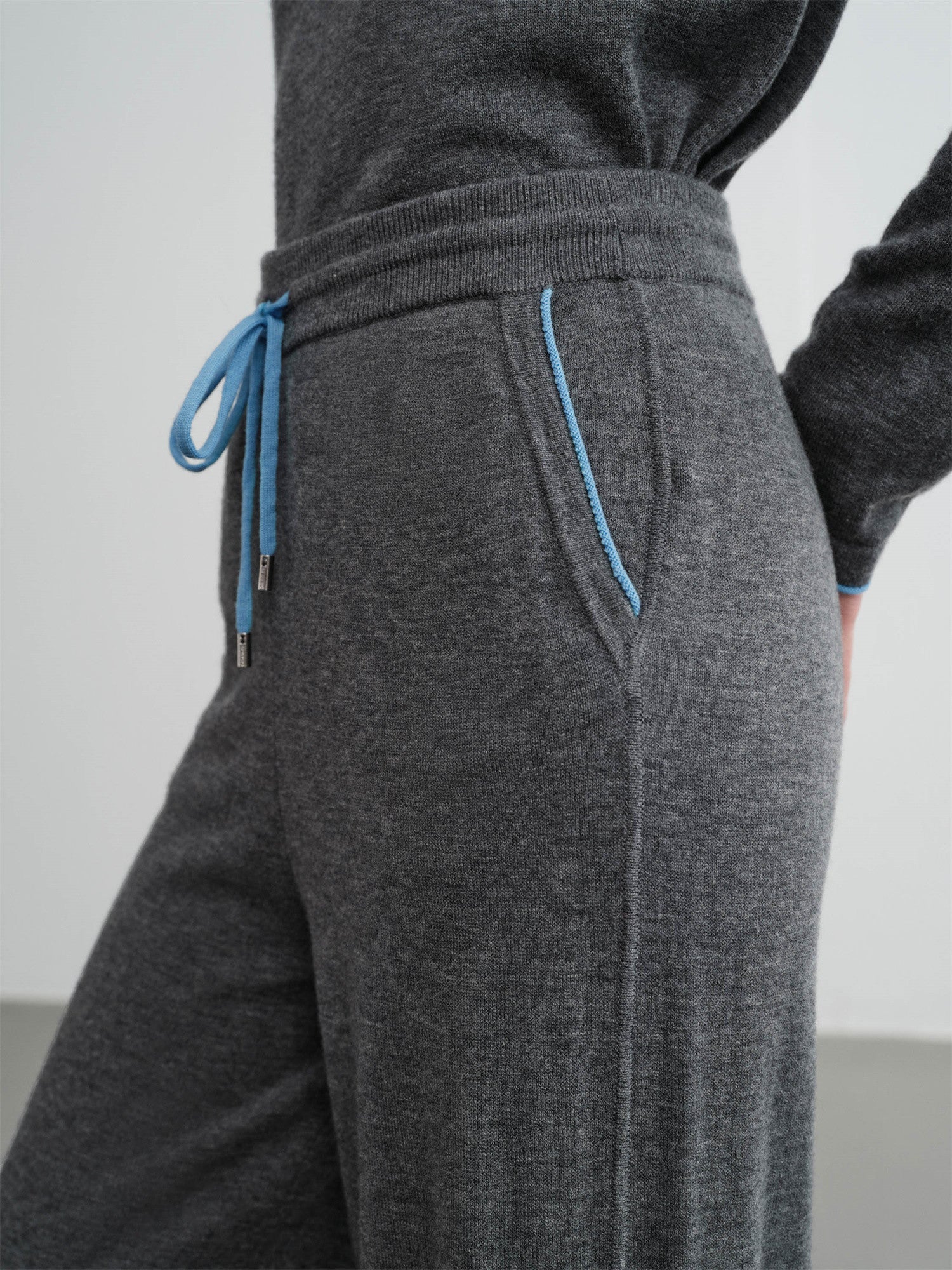 EP YAYING Cashmere Straight Pants EGKIG9617AC